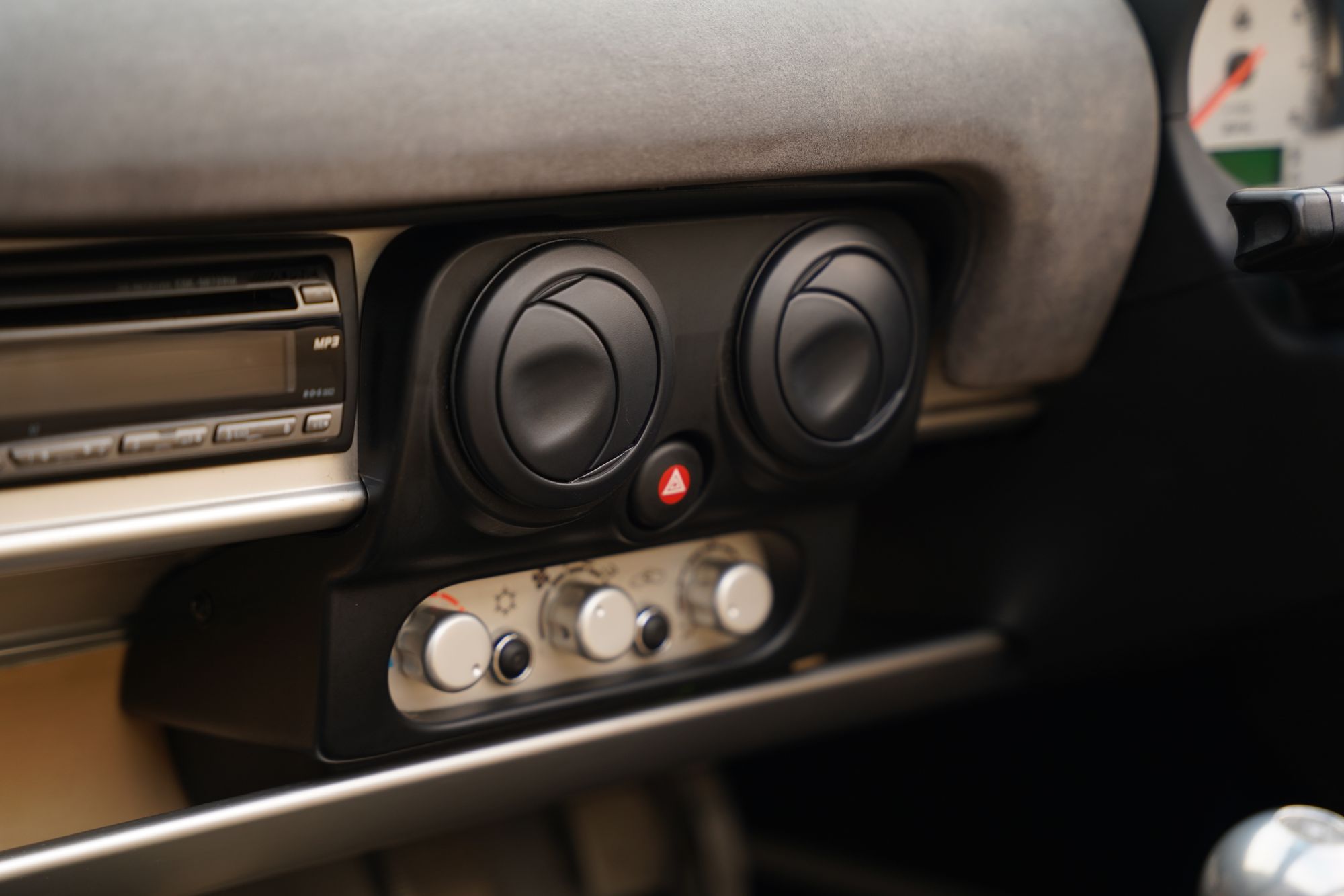 2004 Lotus Elise 111S