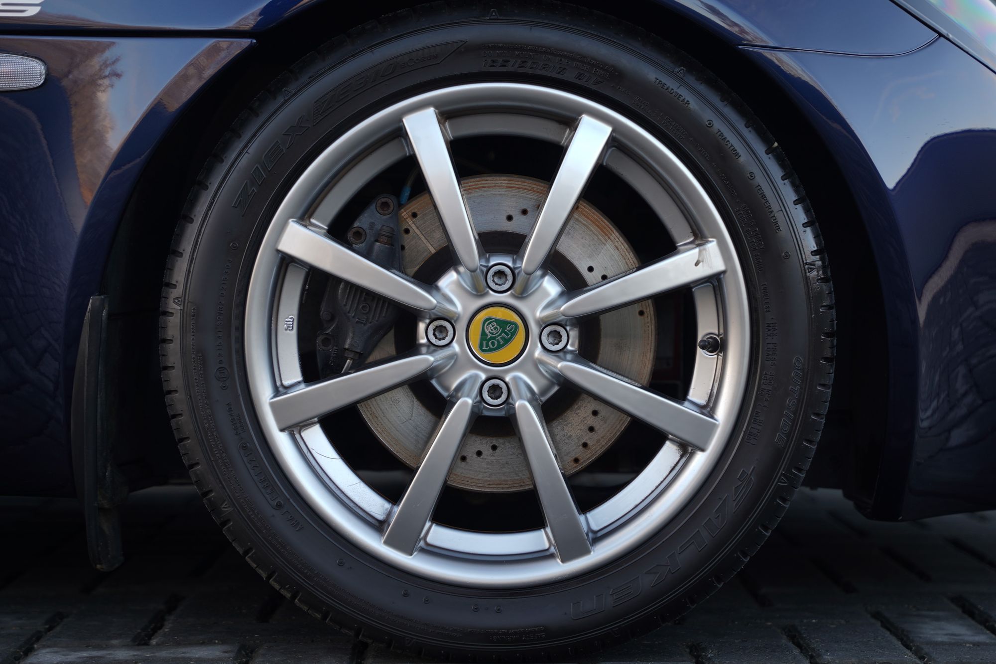 2004 Lotus Elise 111S