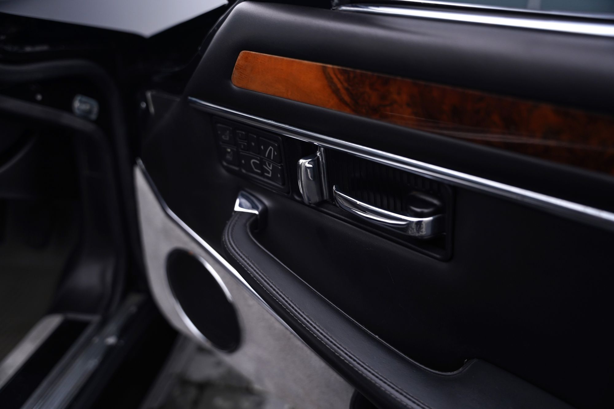 1993 Jaguar XJR-S V12 Convertible