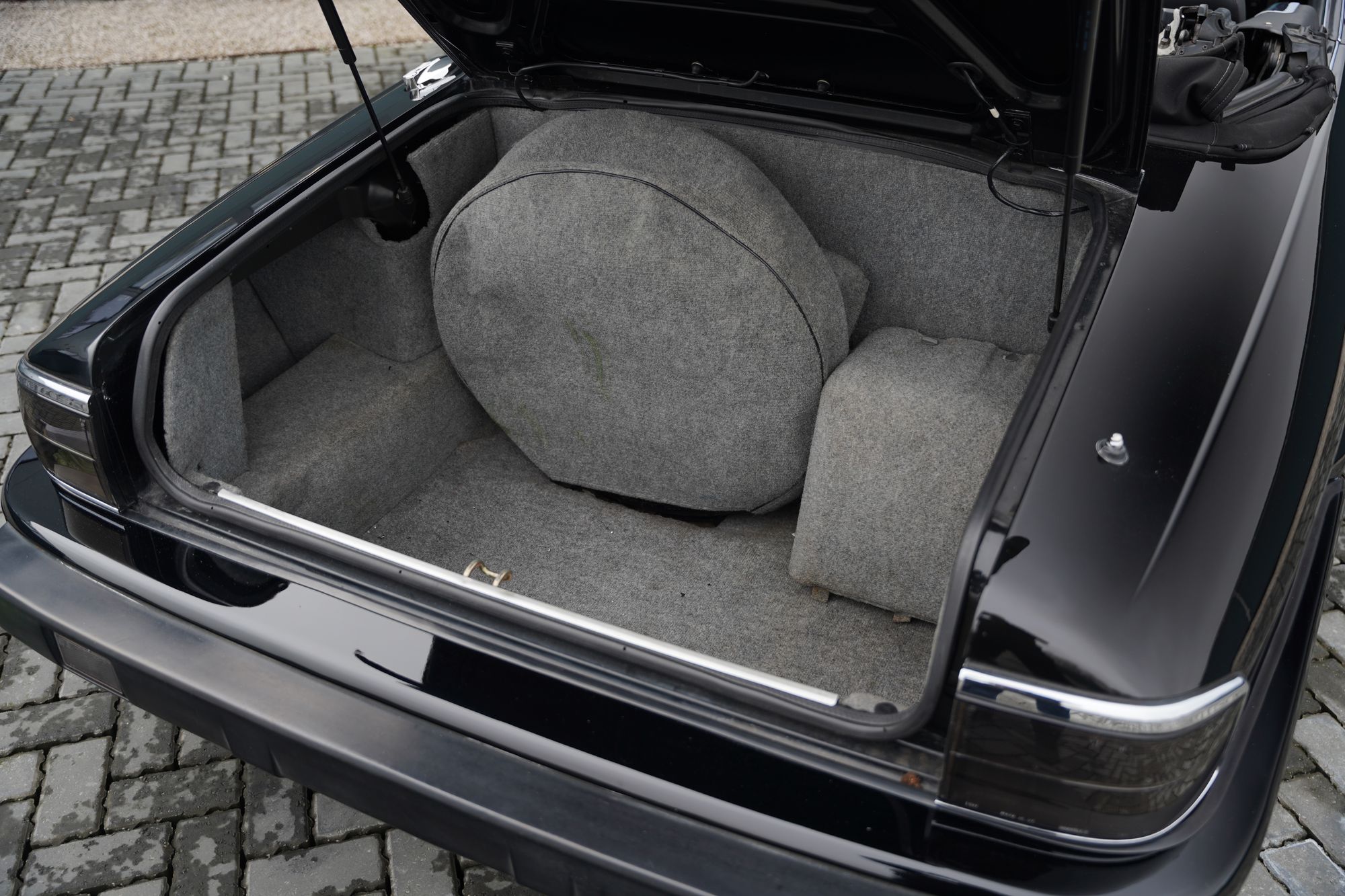 1993 Jaguar XJR-S V12 Convertible