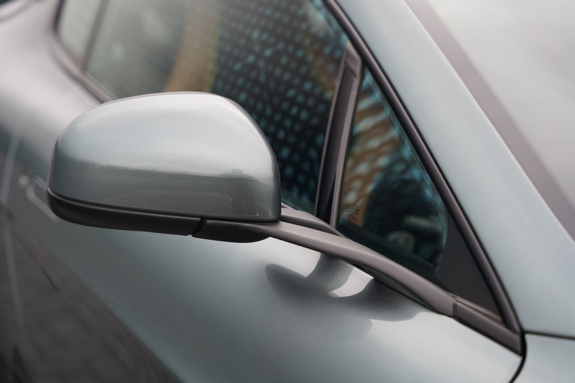 2017 Aston Martin V12 Vantage AMR