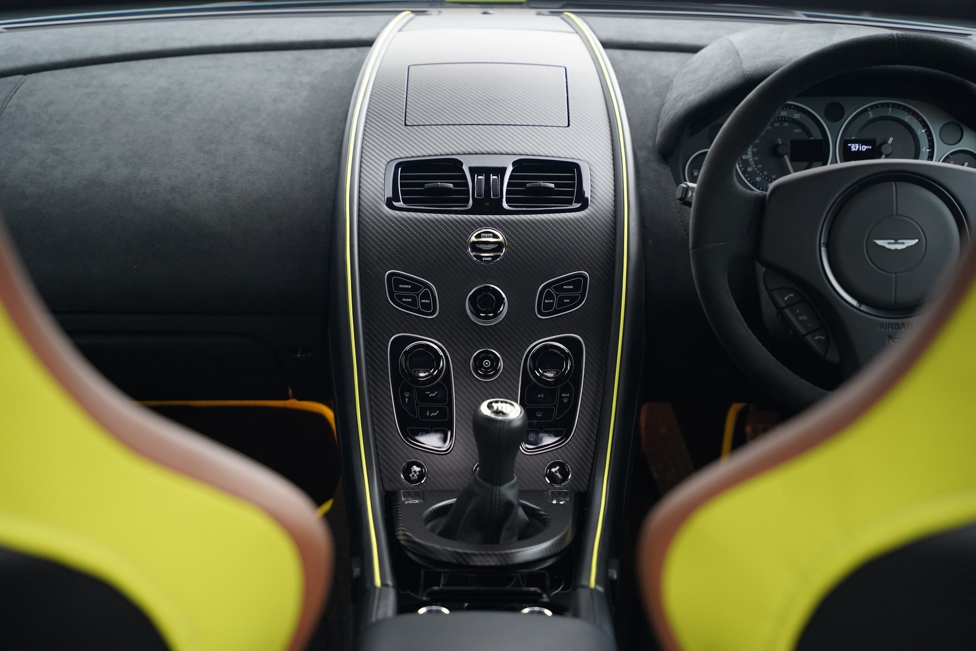 2017 Aston Martin V12 Vantage AMR