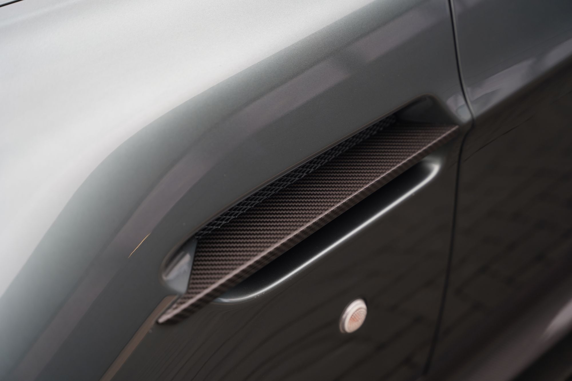 2017 Aston Martin V12 Vantage AMR