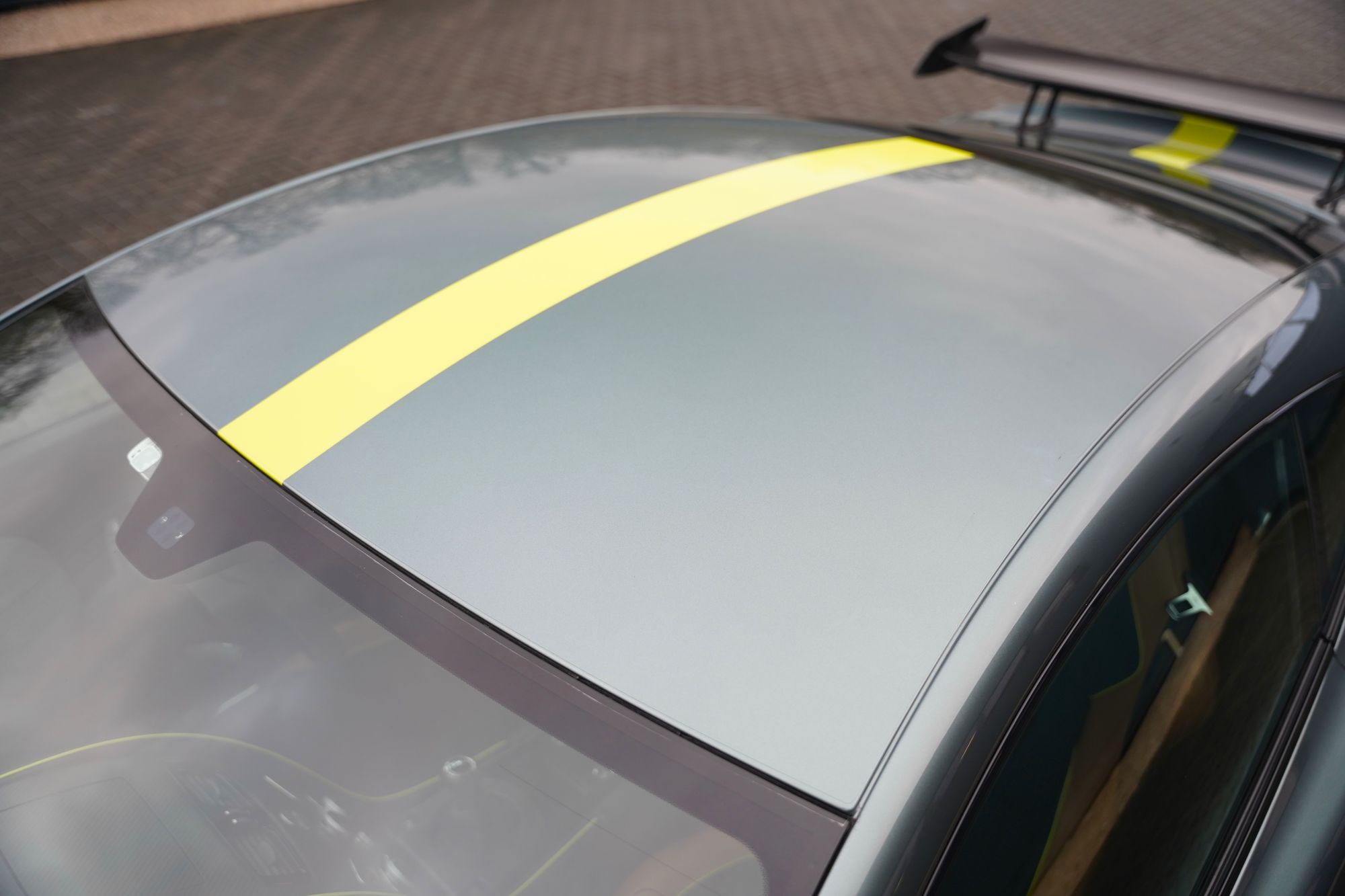 2017 Aston Martin V12 Vantage AMR