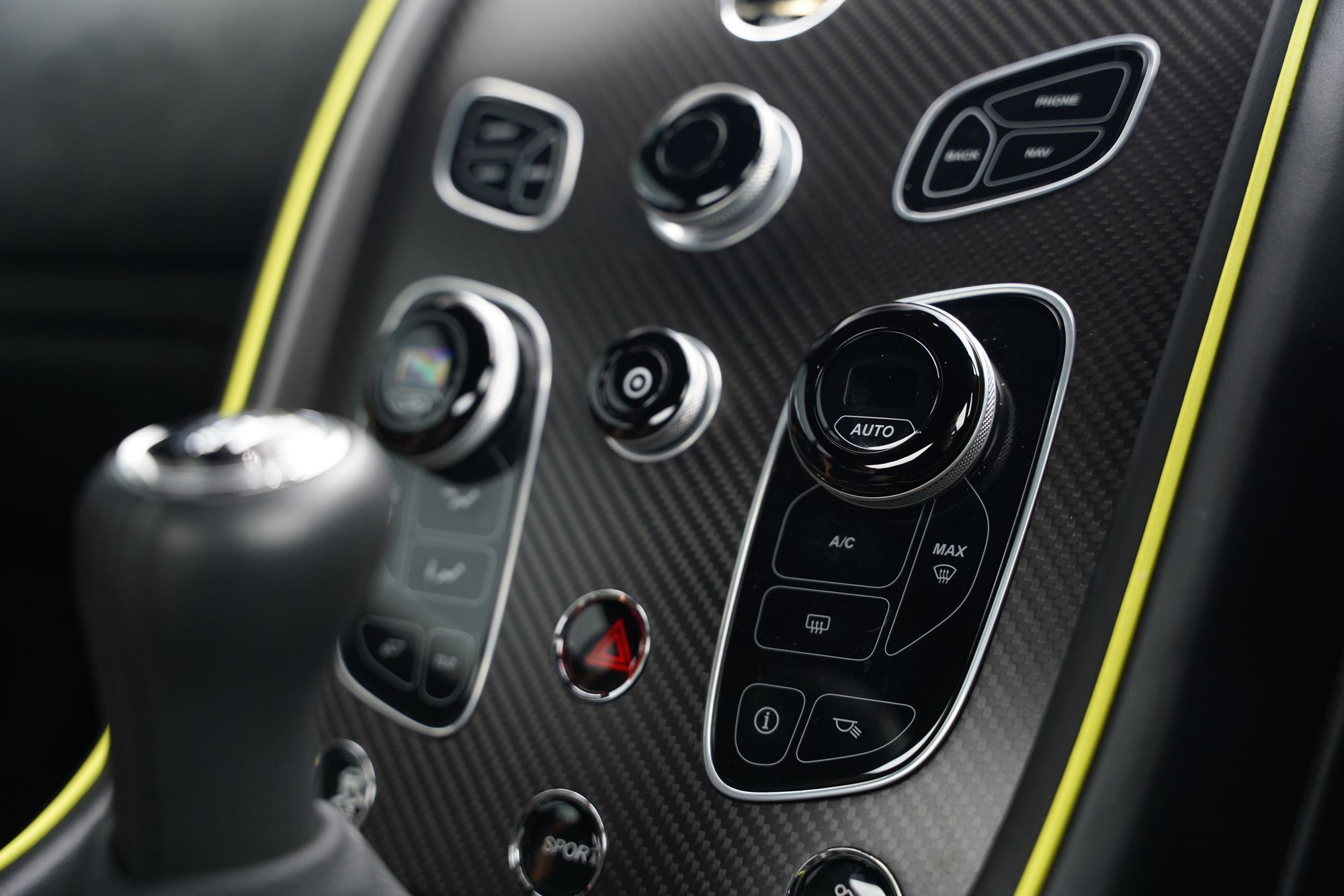 2017 Aston Martin V12 Vantage AMR