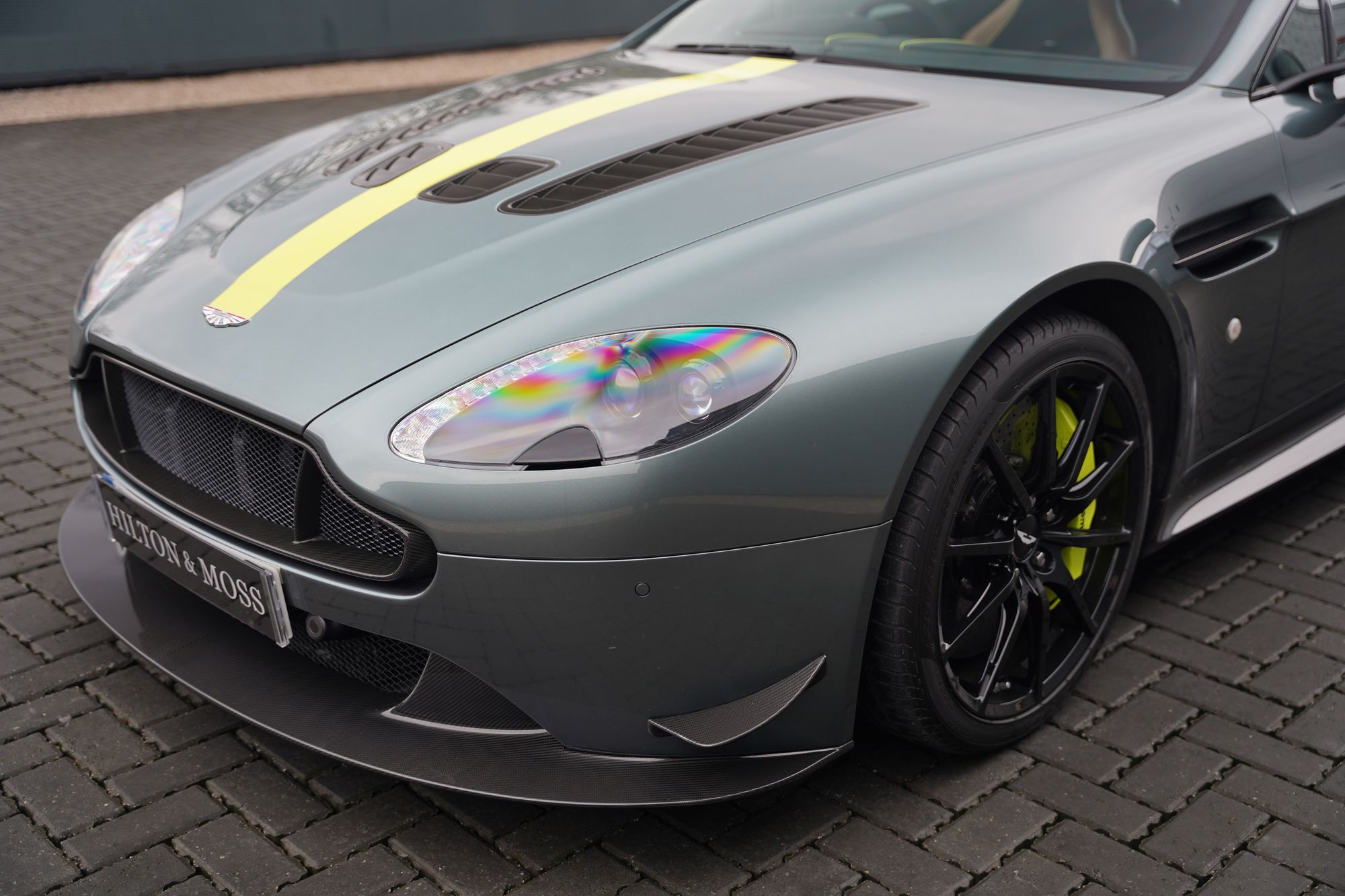 2017 Aston Martin V12 Vantage AMR