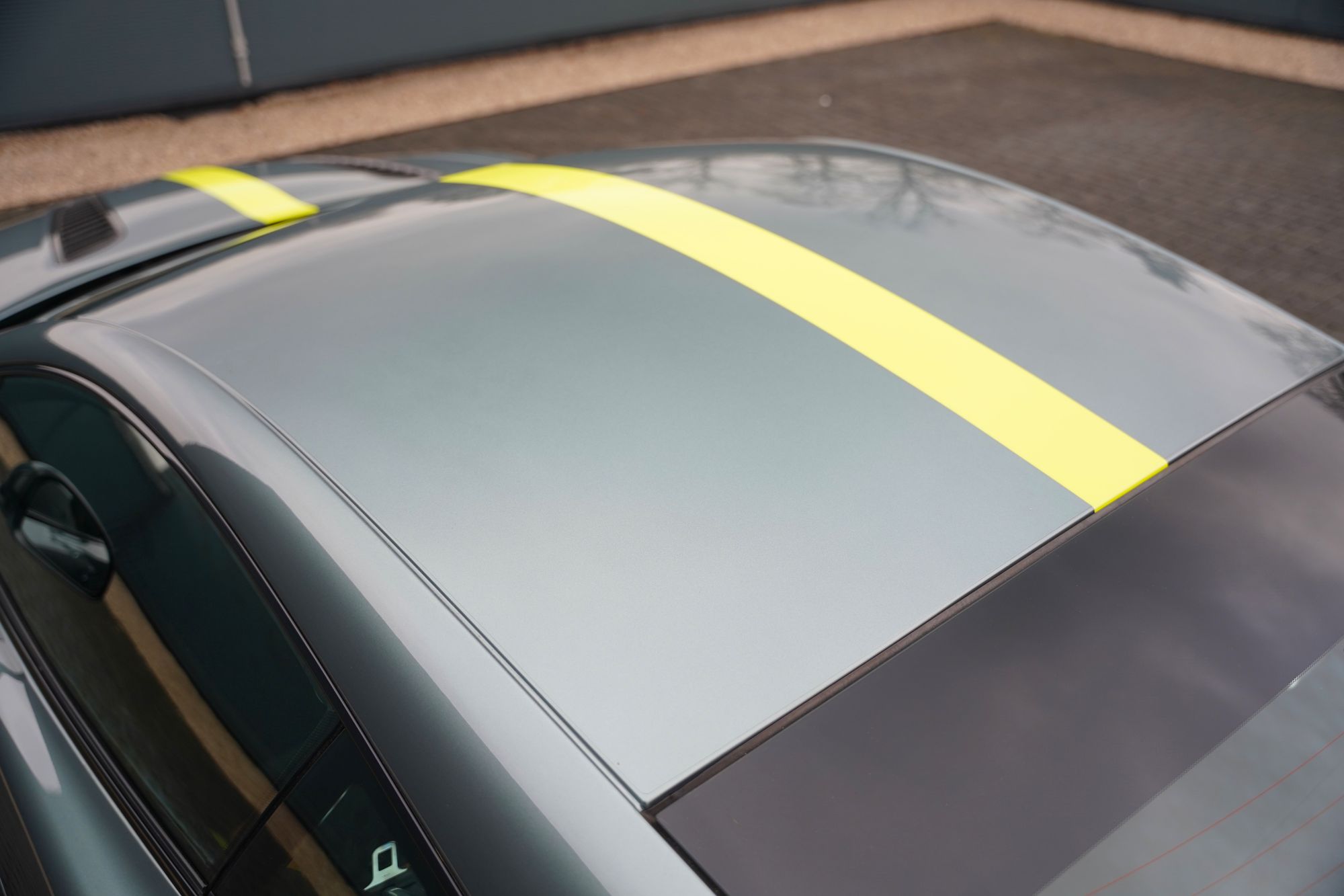 2017 Aston Martin V12 Vantage AMR