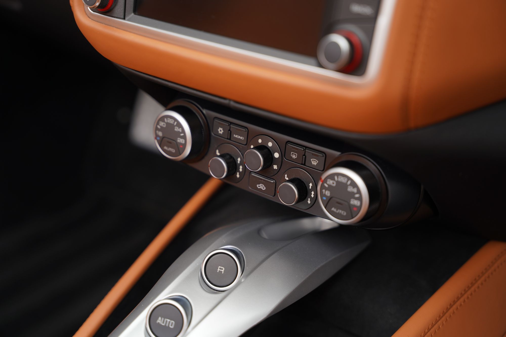 2016 Ferrari California T