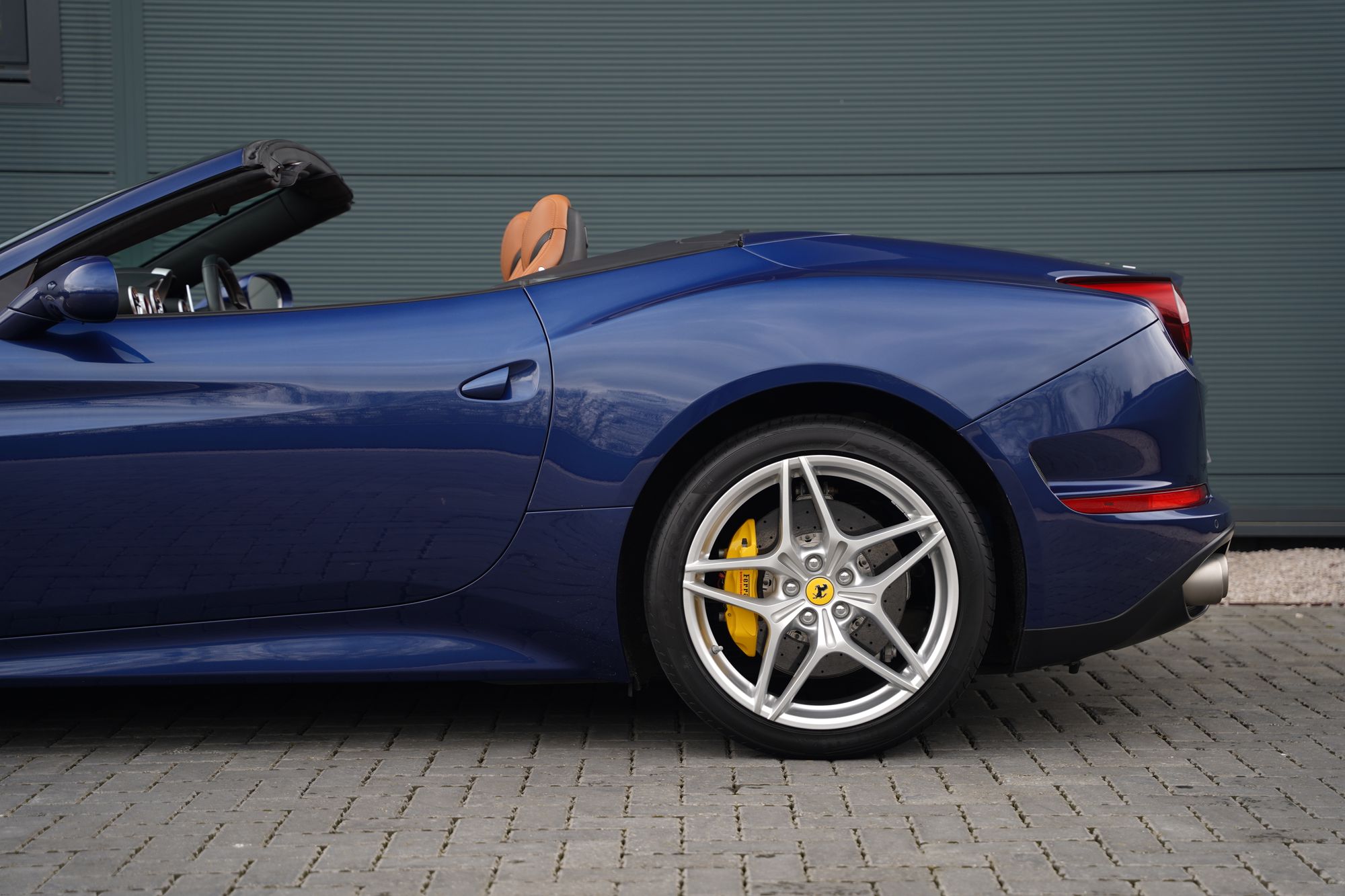 2016 Ferrari California T