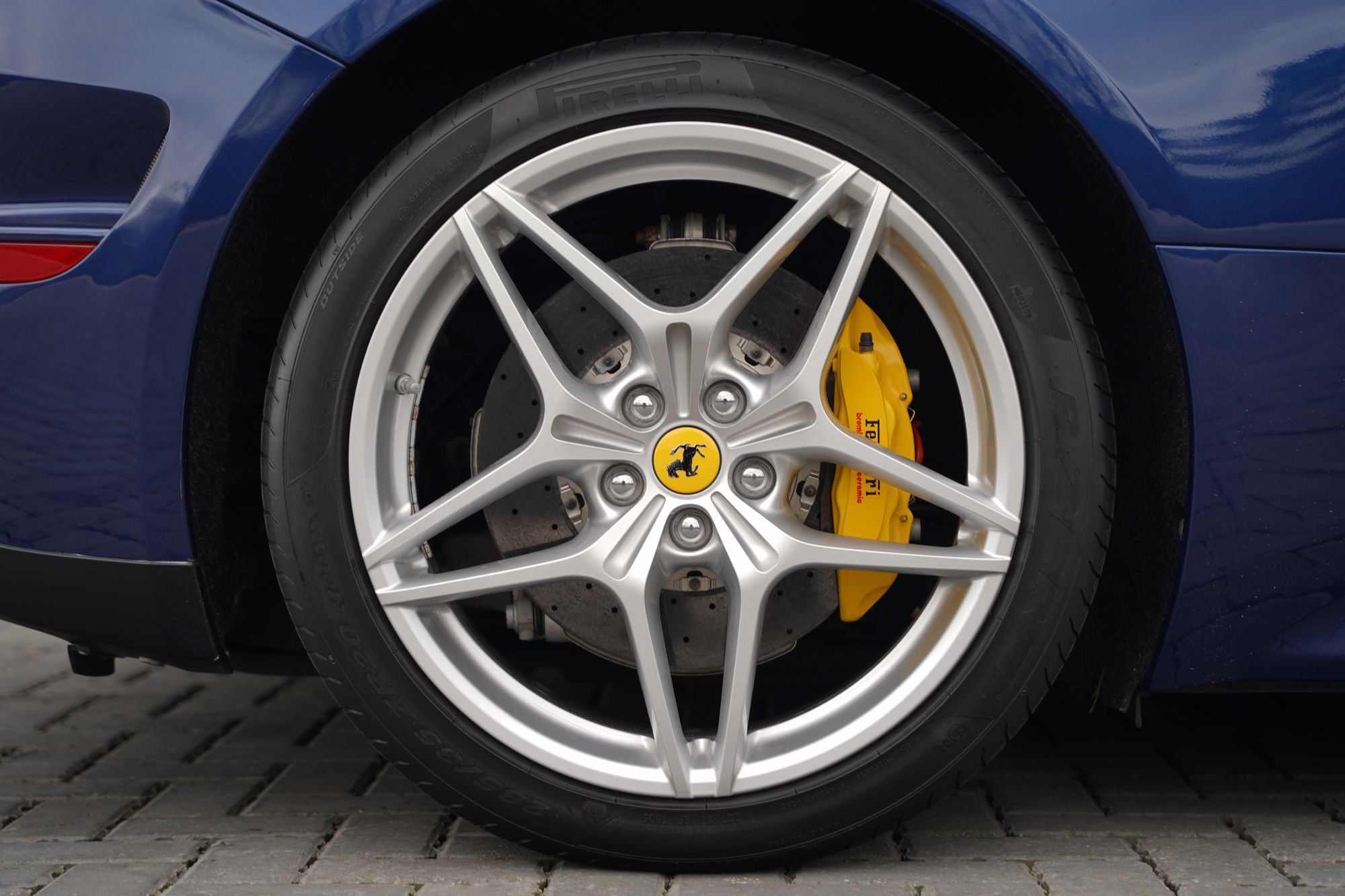 2016 Ferrari California T