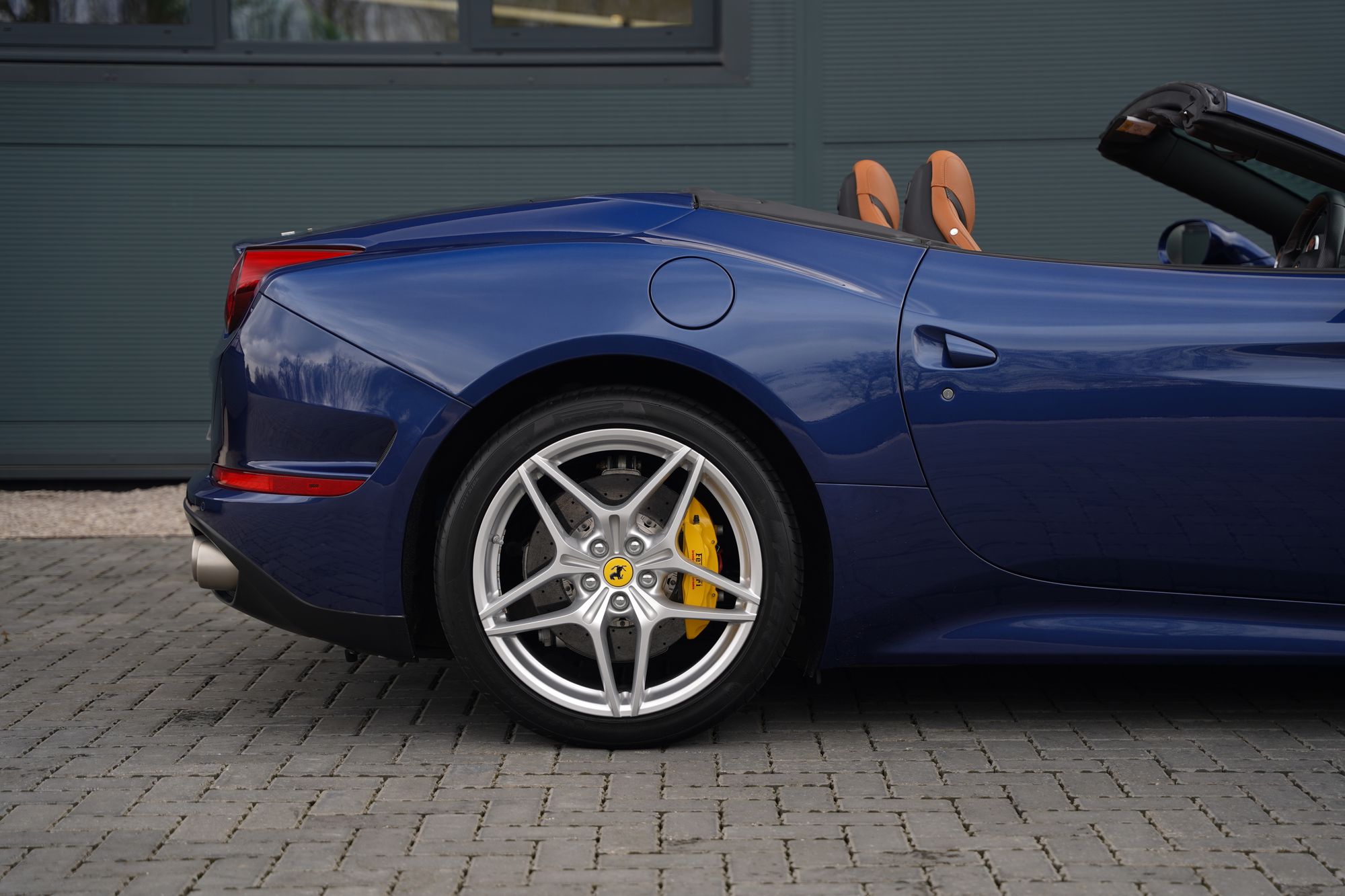 2016 Ferrari California T