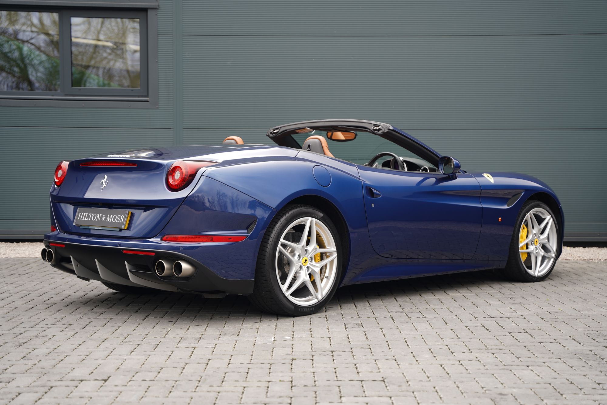 2016 Ferrari California T