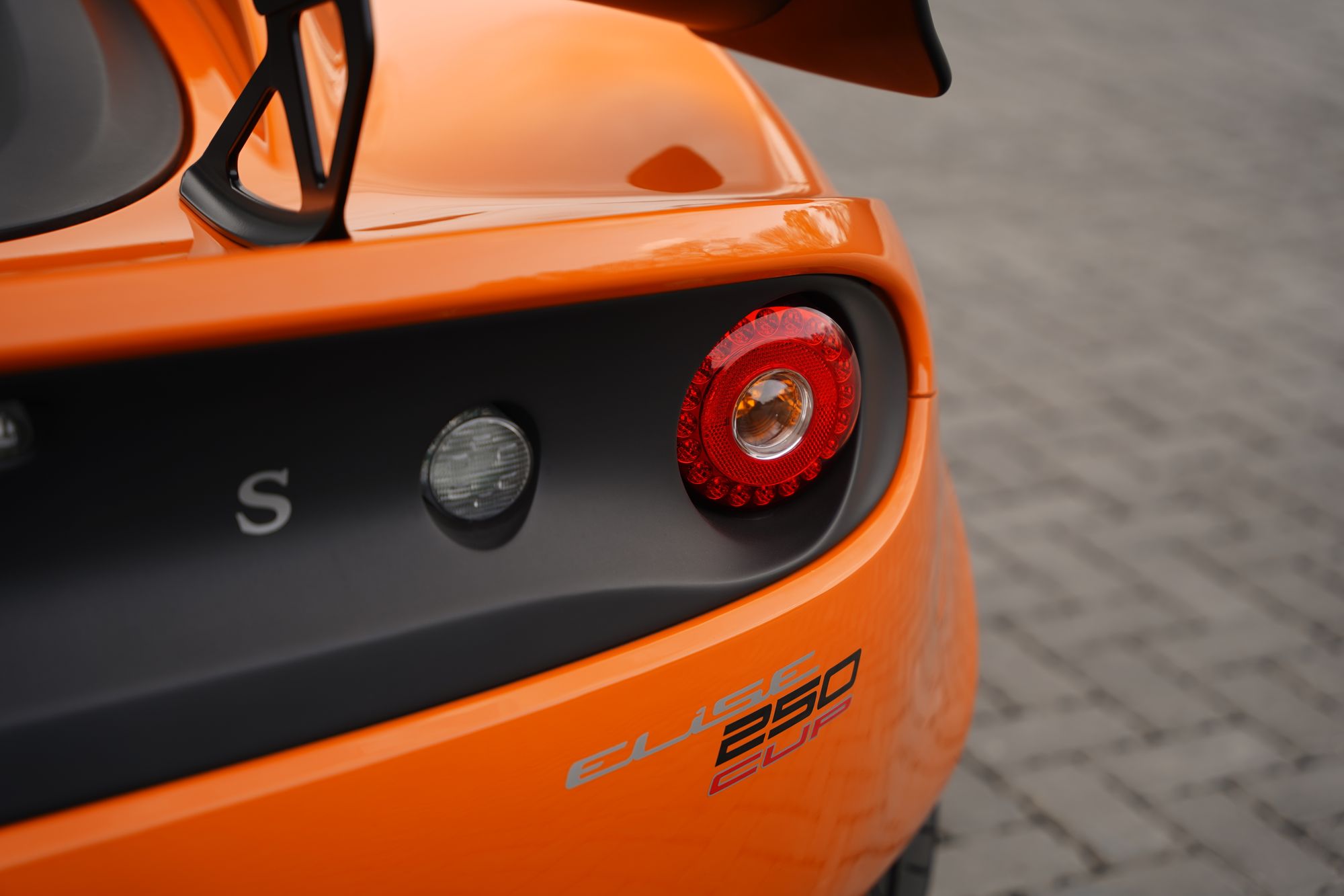 2019 Lotus Elise CUP 250