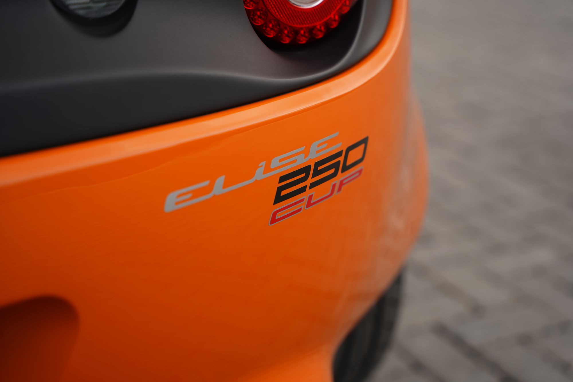 2019 Lotus Elise CUP 250