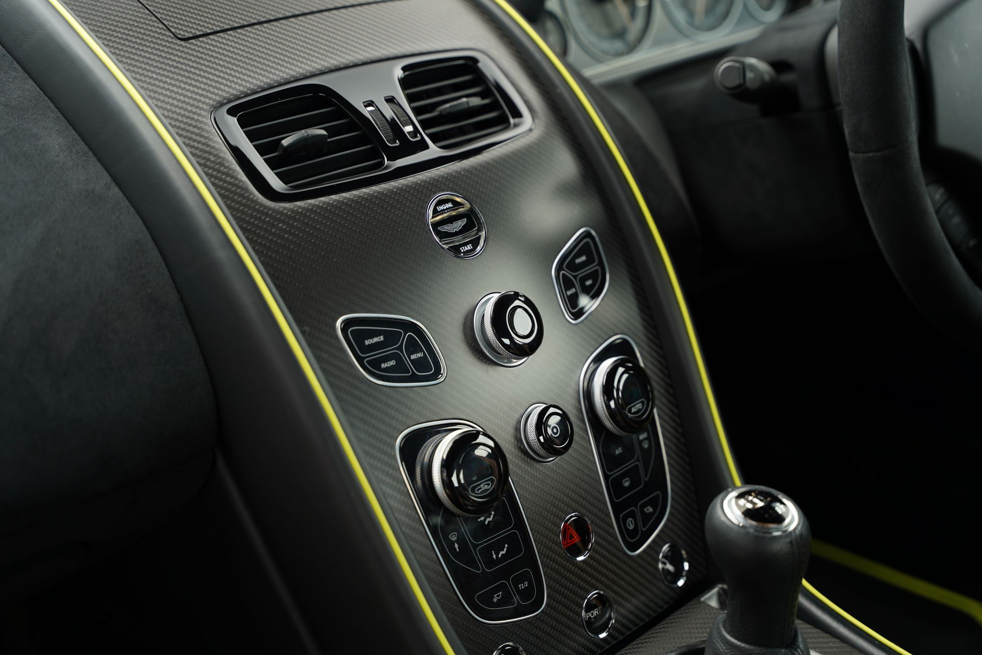 2017 Aston Martin V12 Vantage AMR