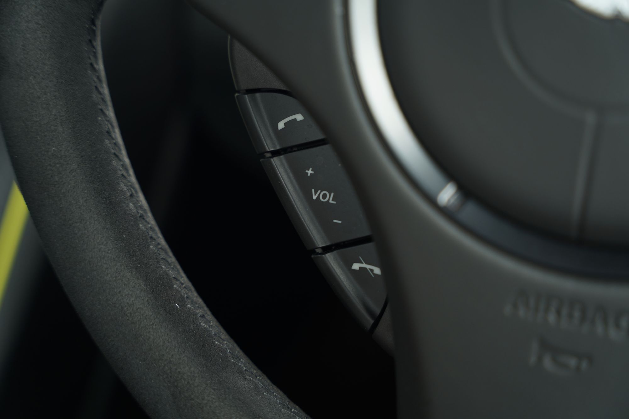 2017 Aston Martin V12 Vantage AMR