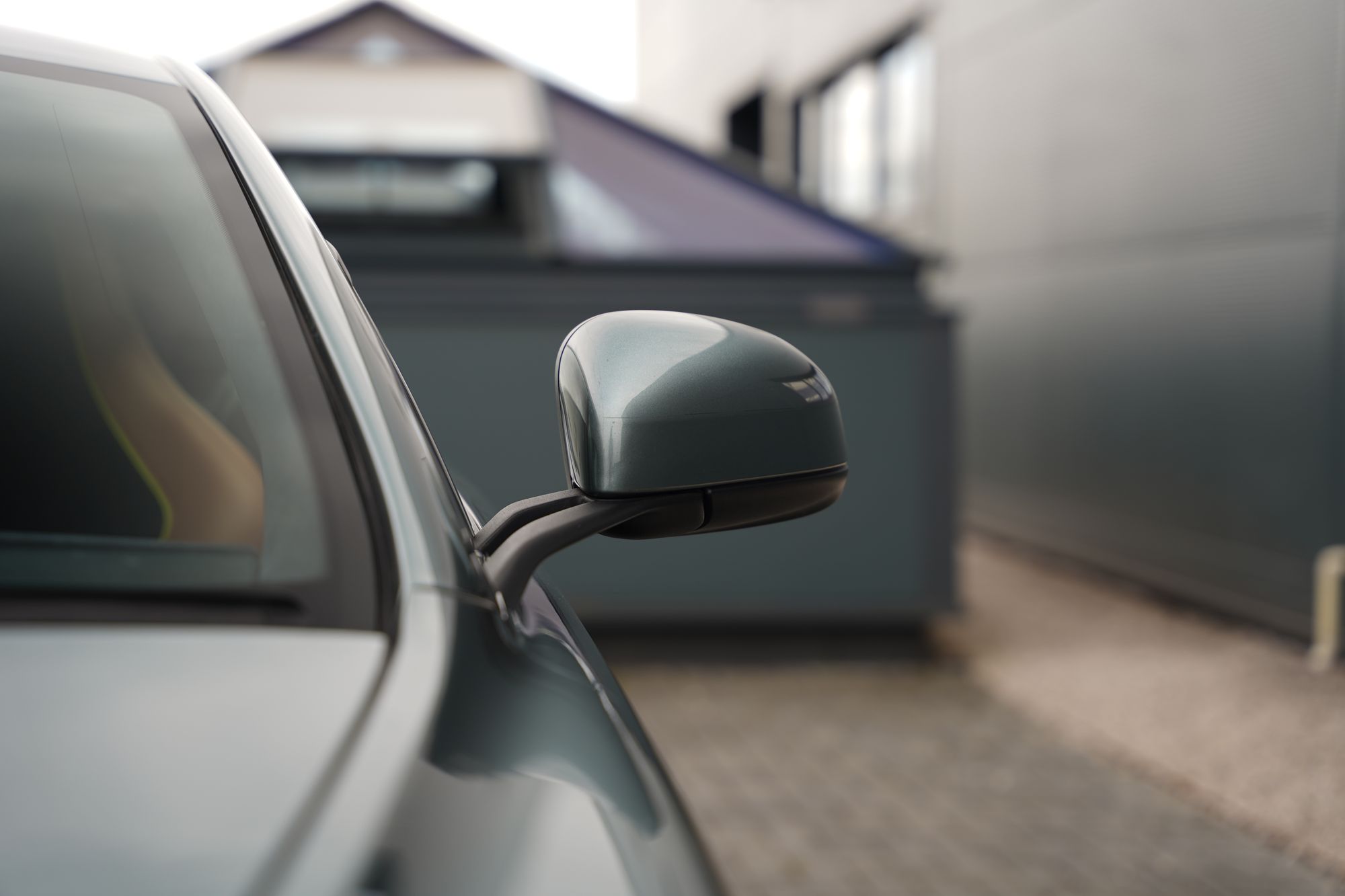 2017 Aston Martin V12 Vantage AMR