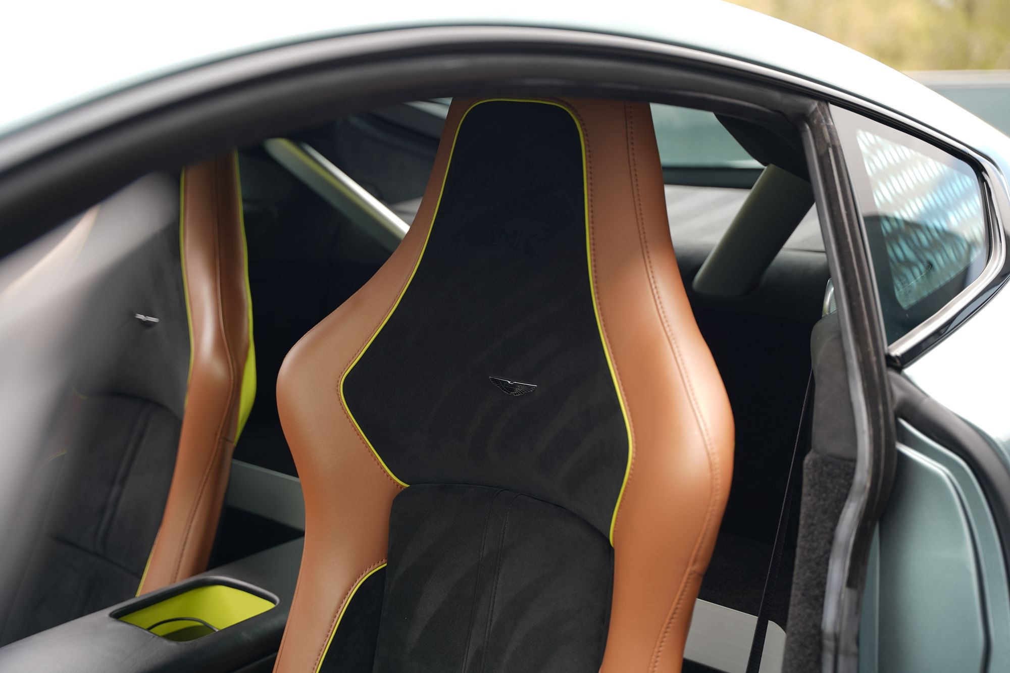 2017 Aston Martin V12 Vantage AMR