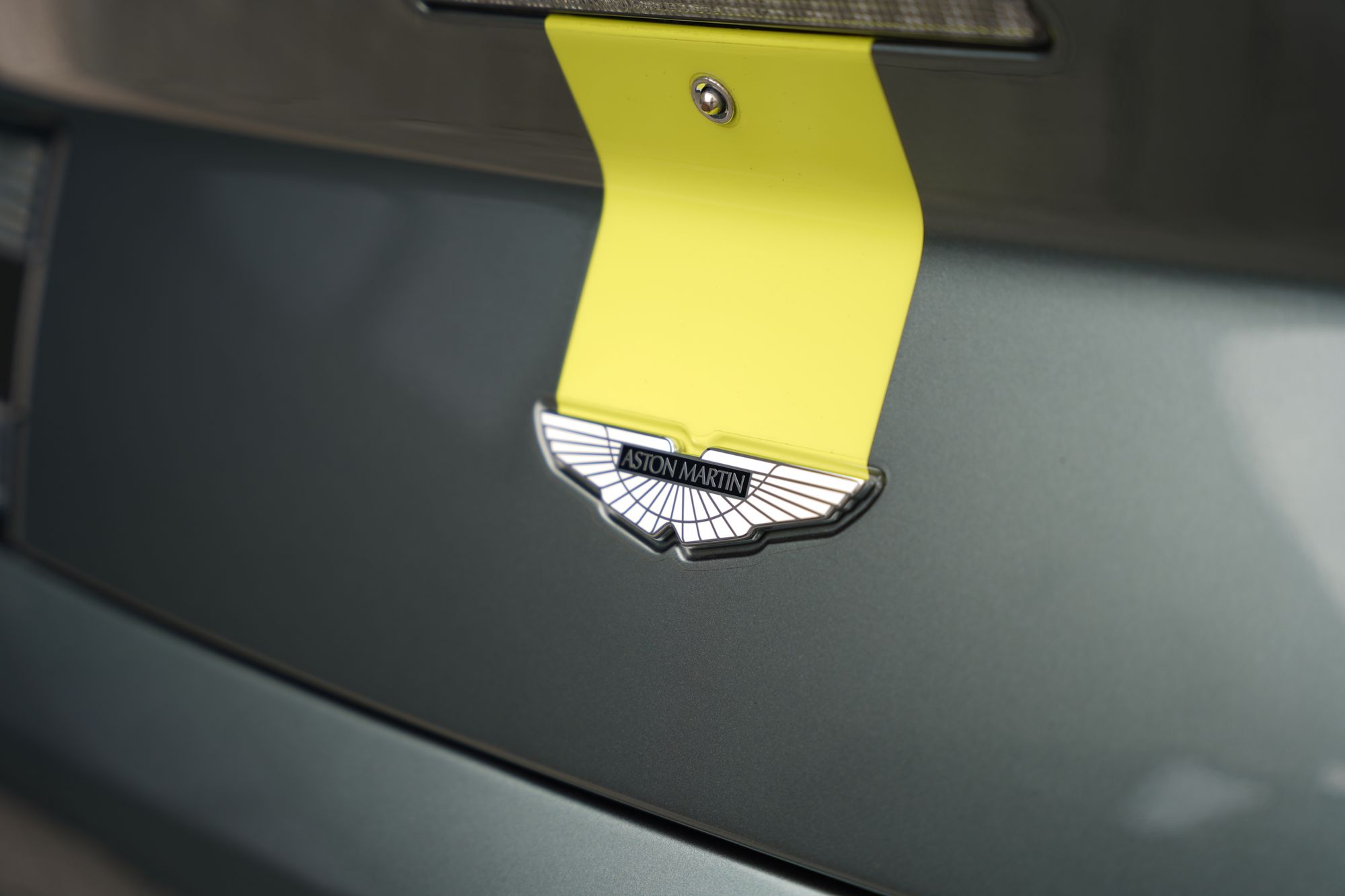 2017 Aston Martin V12 Vantage AMR