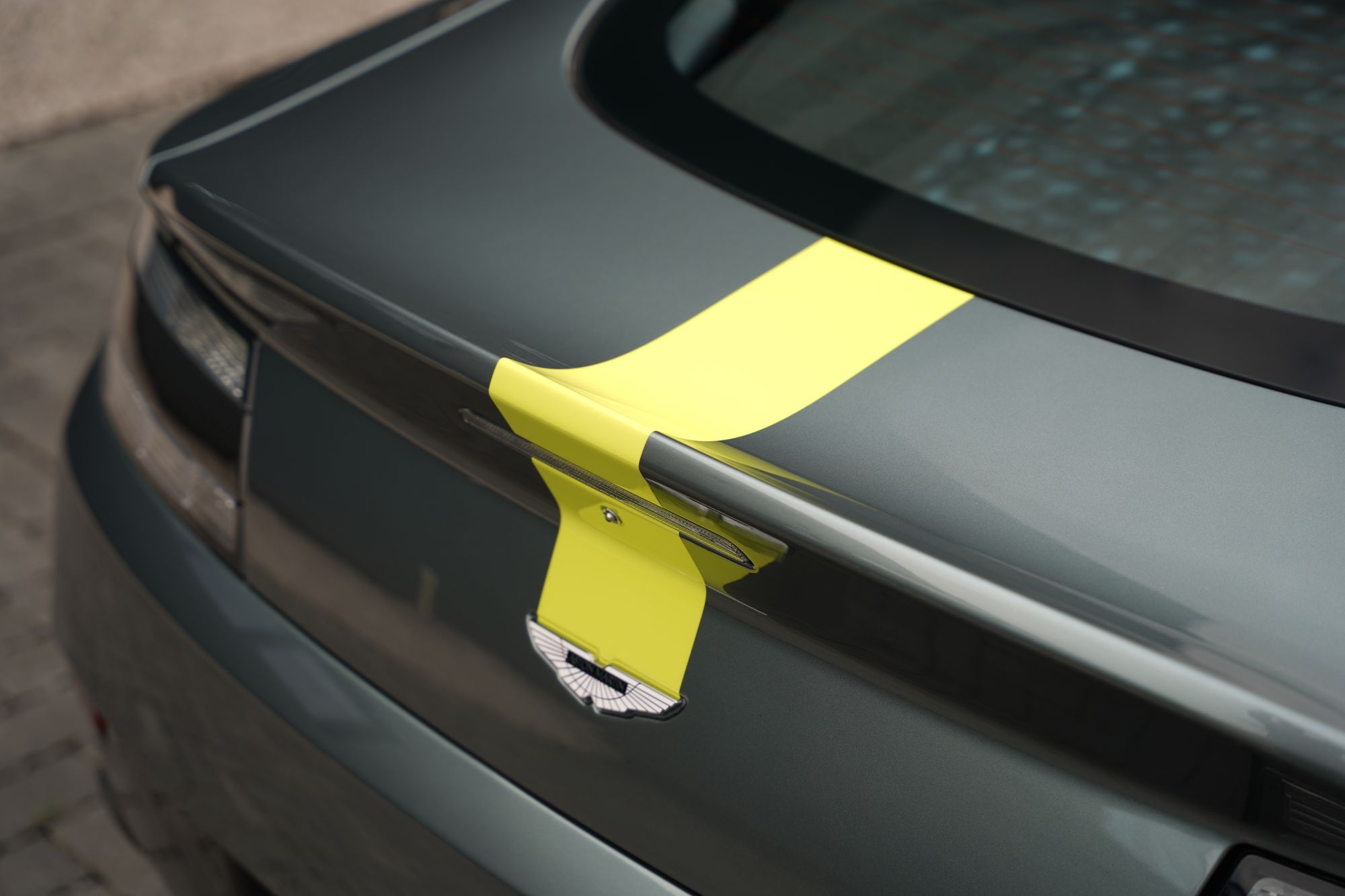 2017 Aston Martin V12 Vantage AMR