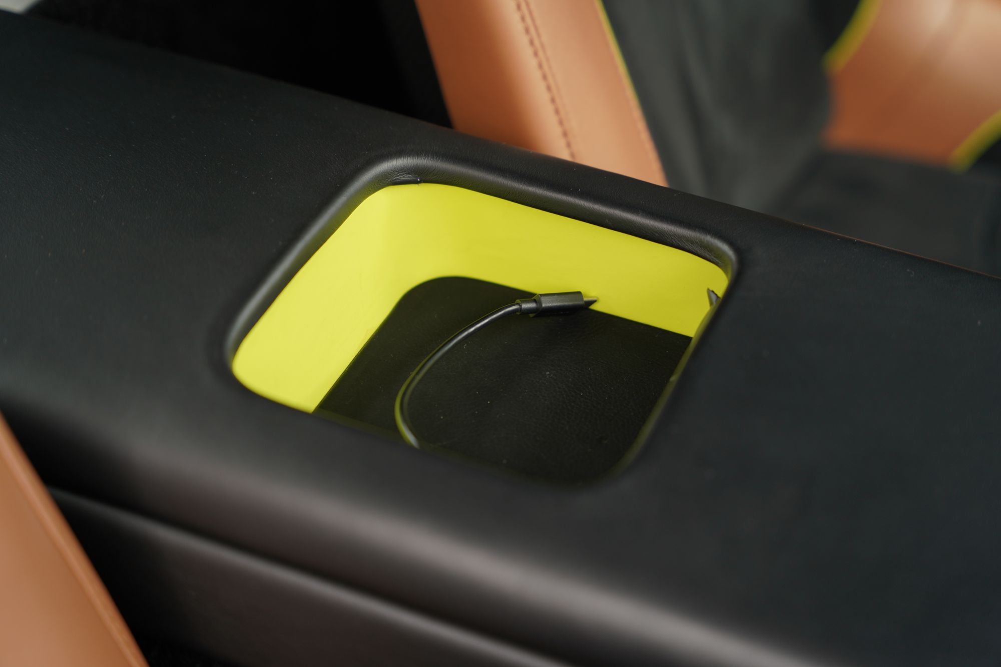 2017 Aston Martin V12 Vantage AMR