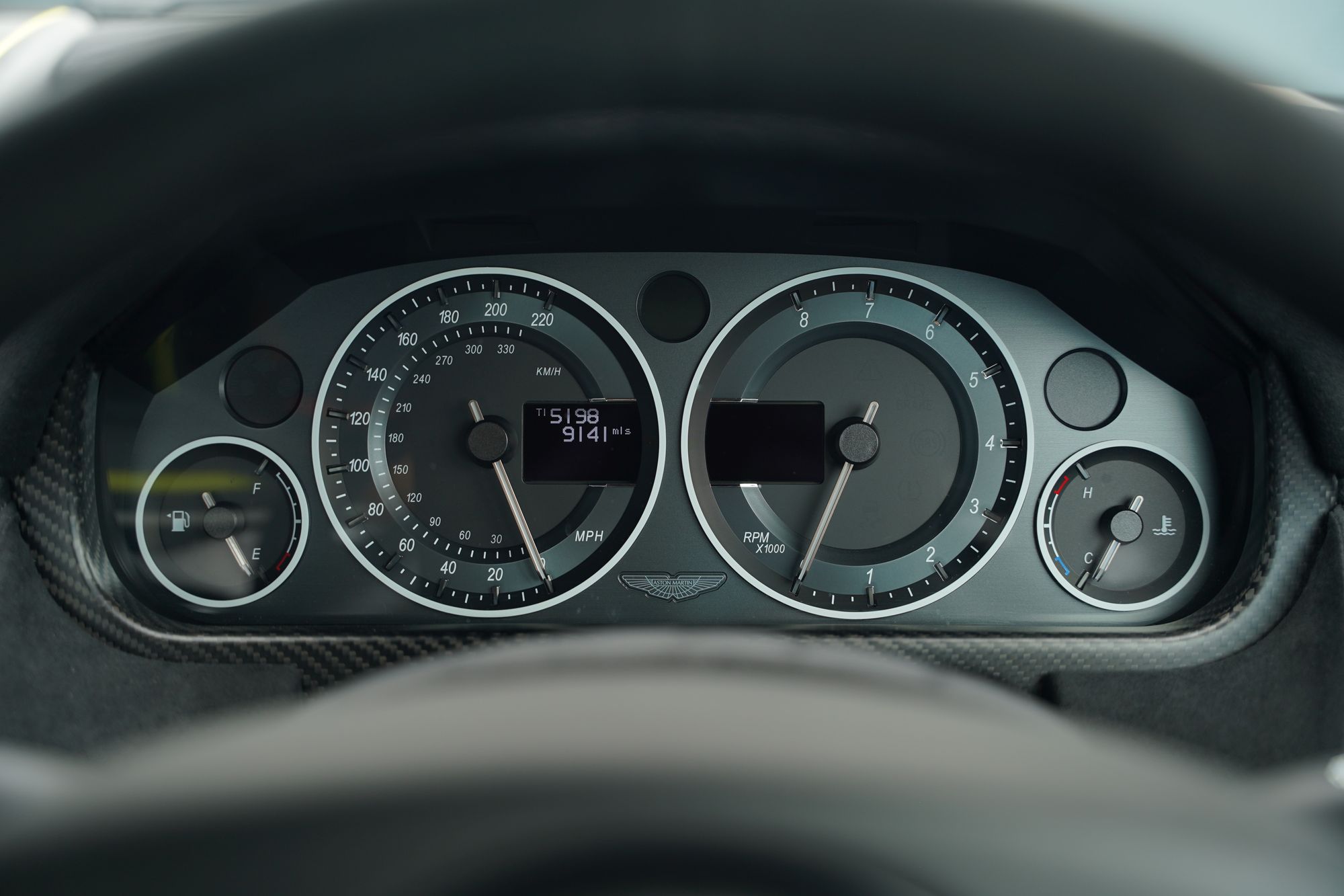 2017 Aston Martin V12 Vantage AMR