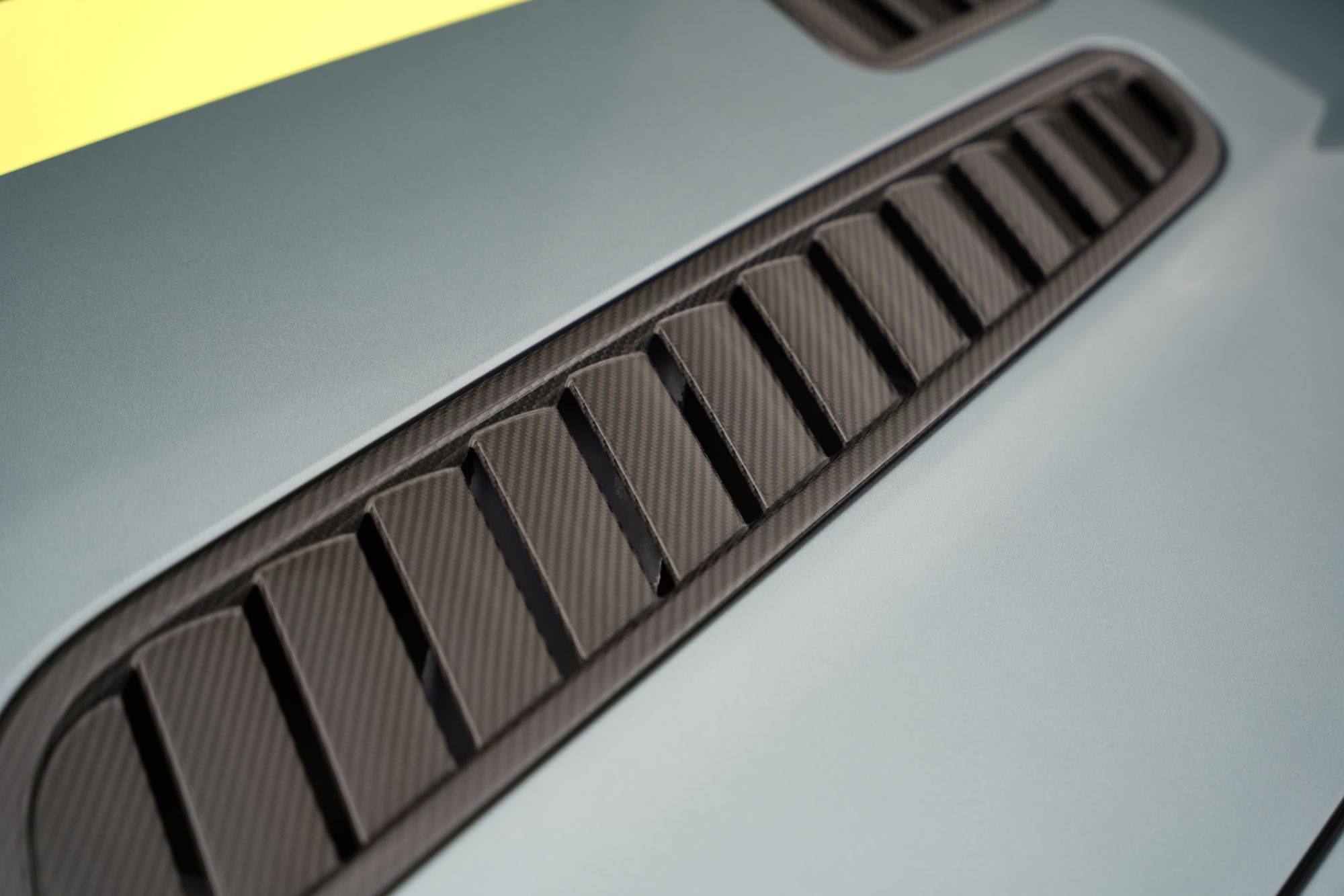 2017 Aston Martin V12 Vantage AMR