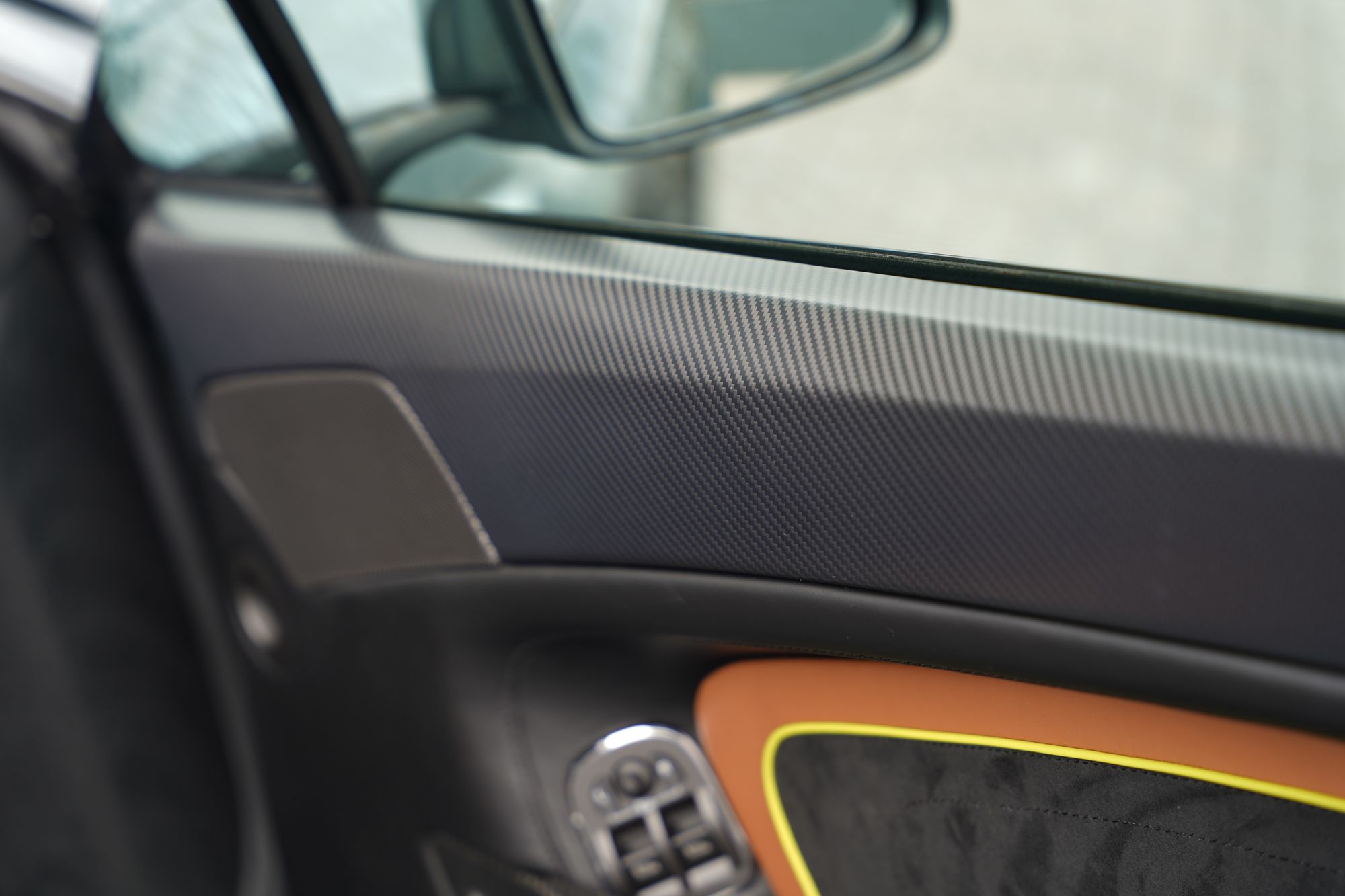 2017 Aston Martin V12 Vantage AMR