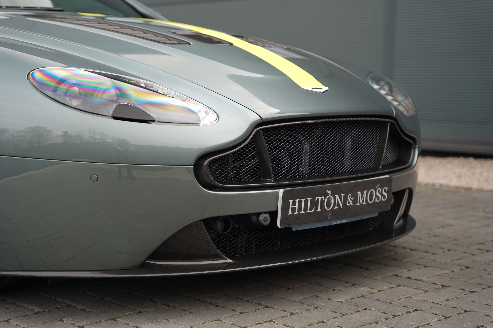 2017 Aston Martin V12 Vantage AMR