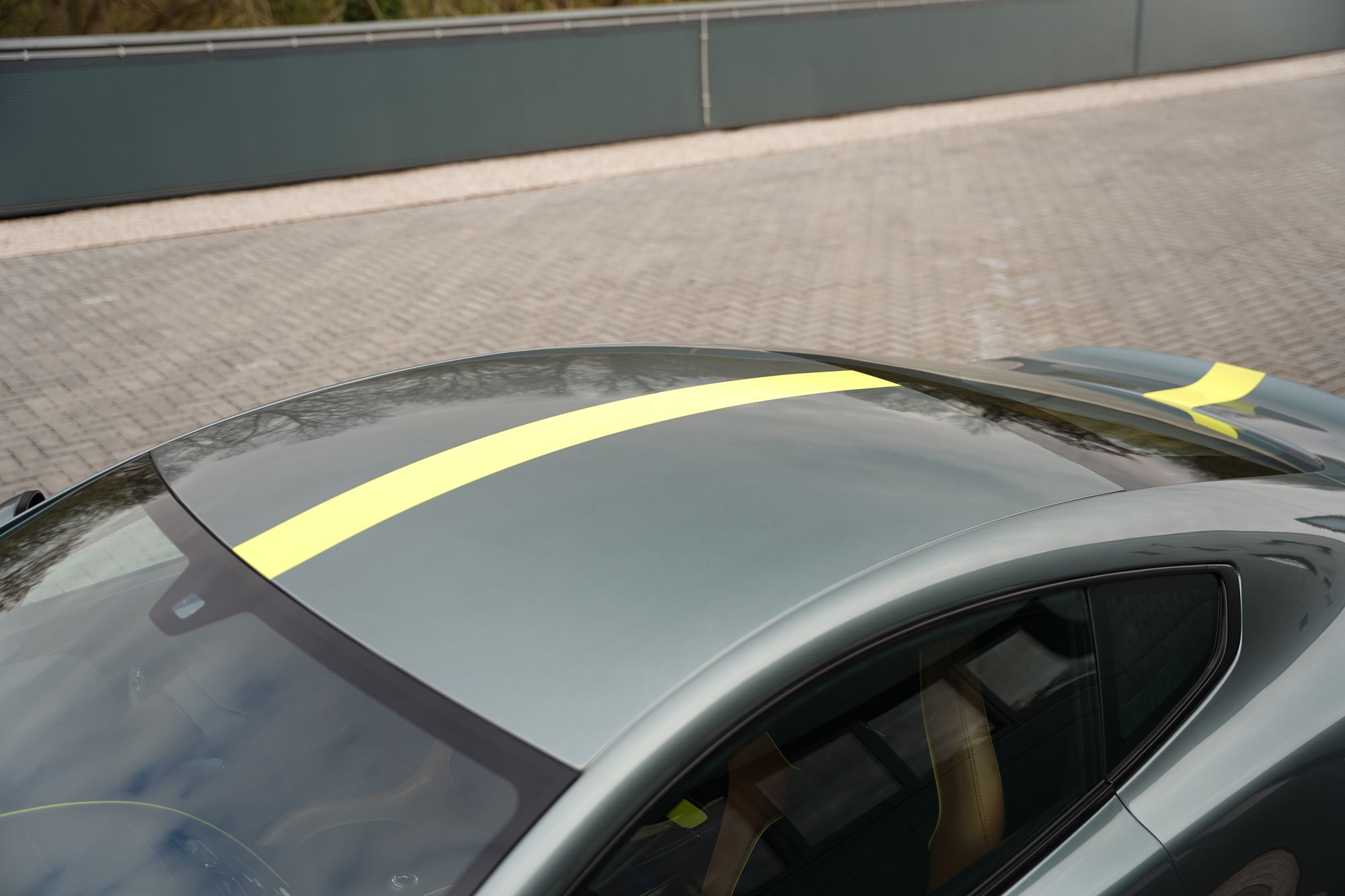 2017 Aston Martin V12 Vantage AMR