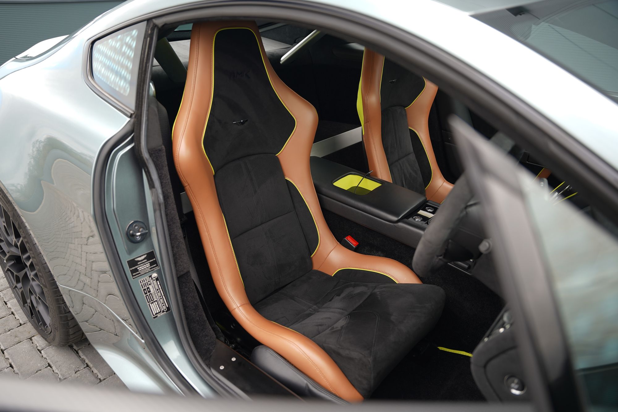 2017 Aston Martin V12 Vantage AMR