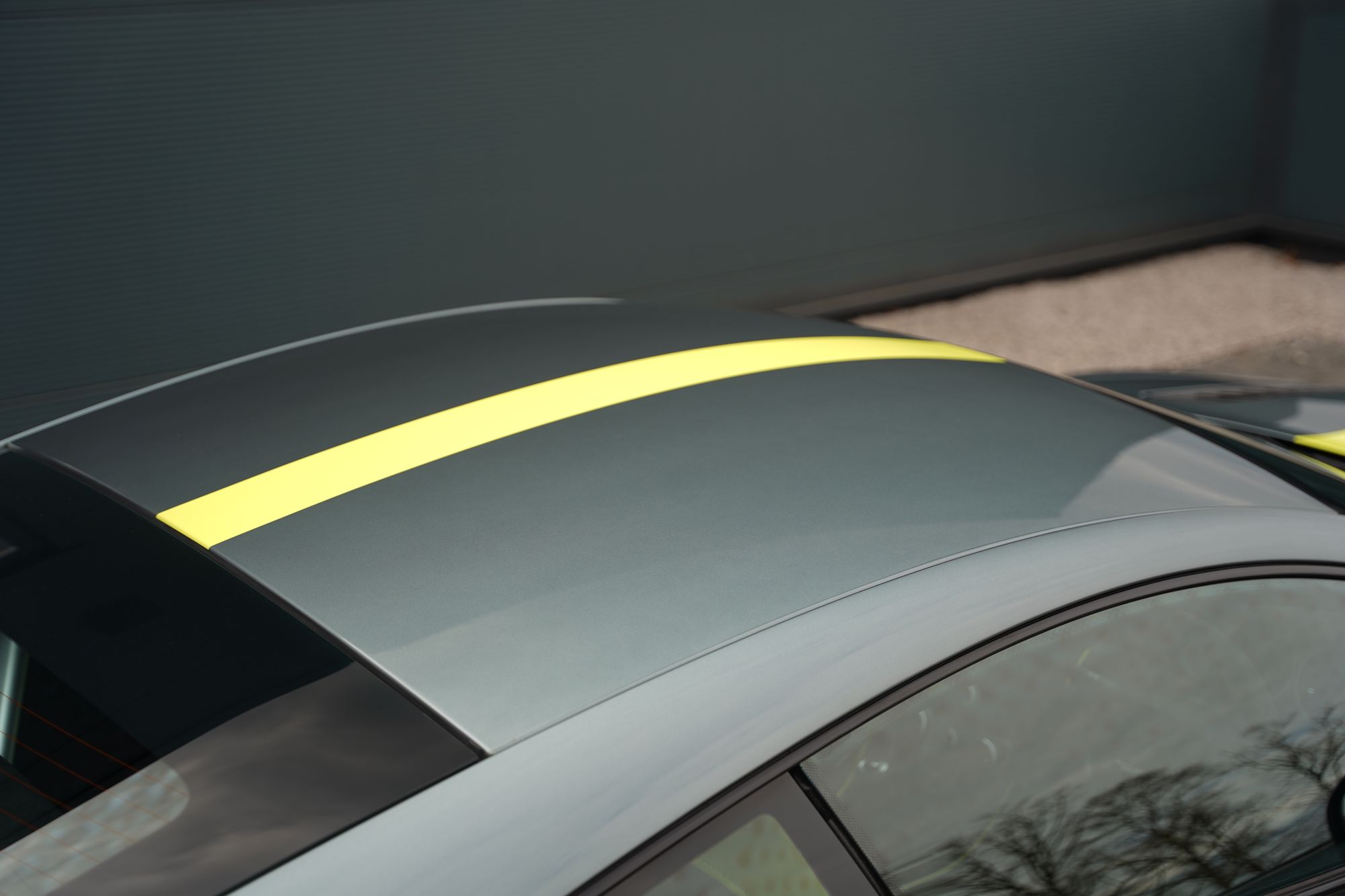 2017 Aston Martin V12 Vantage AMR