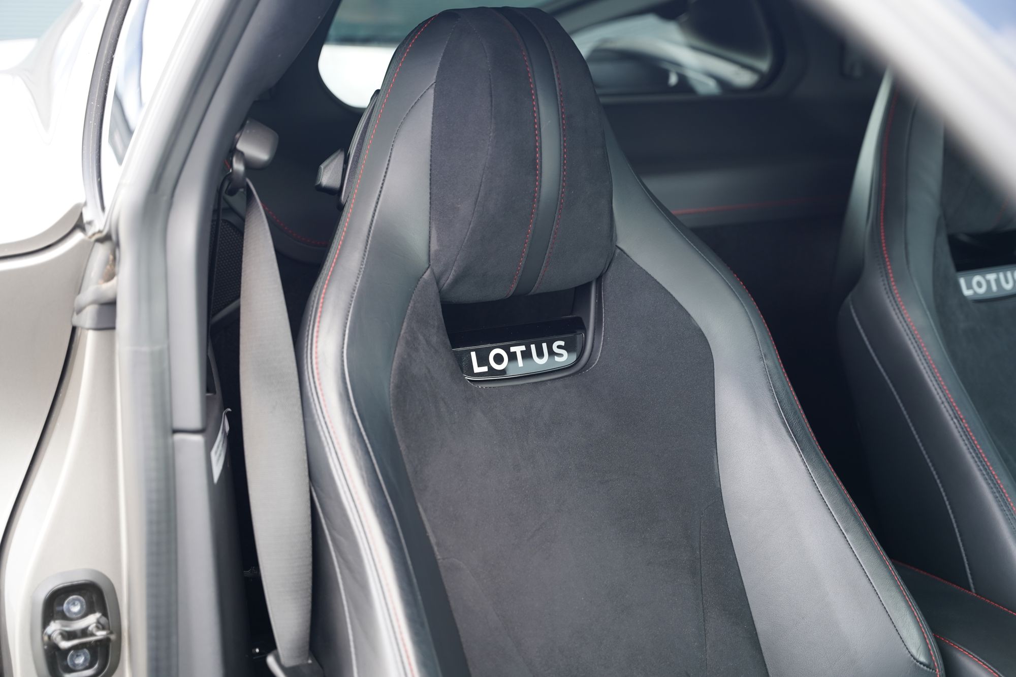 2023 Lotus Emira V6 First Edition