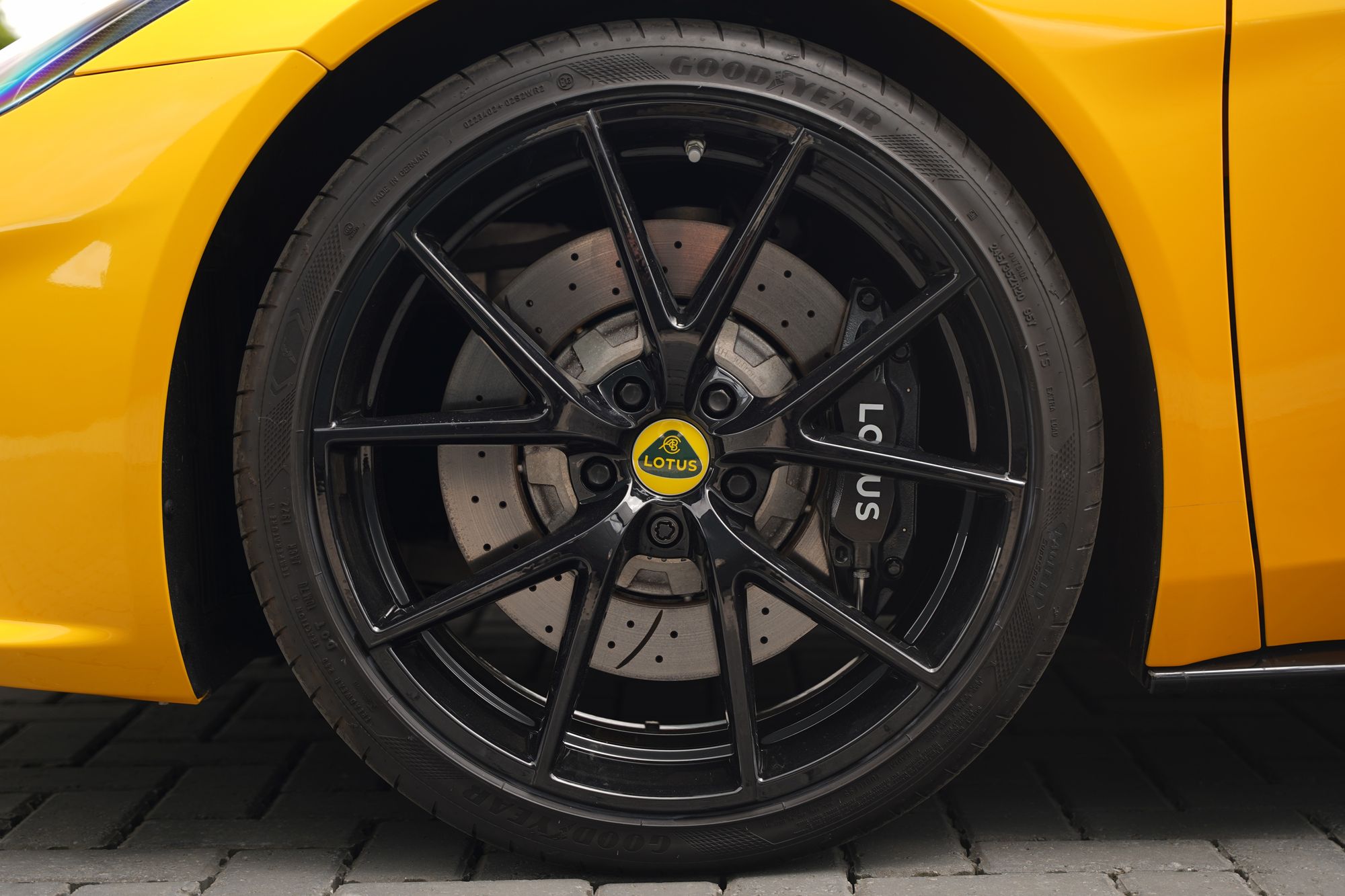 2023 Lotus Emira V6 First Edition