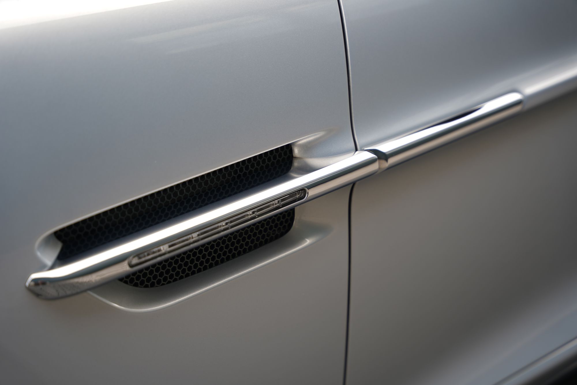 2014 Aston Martin Vanquish Coupe