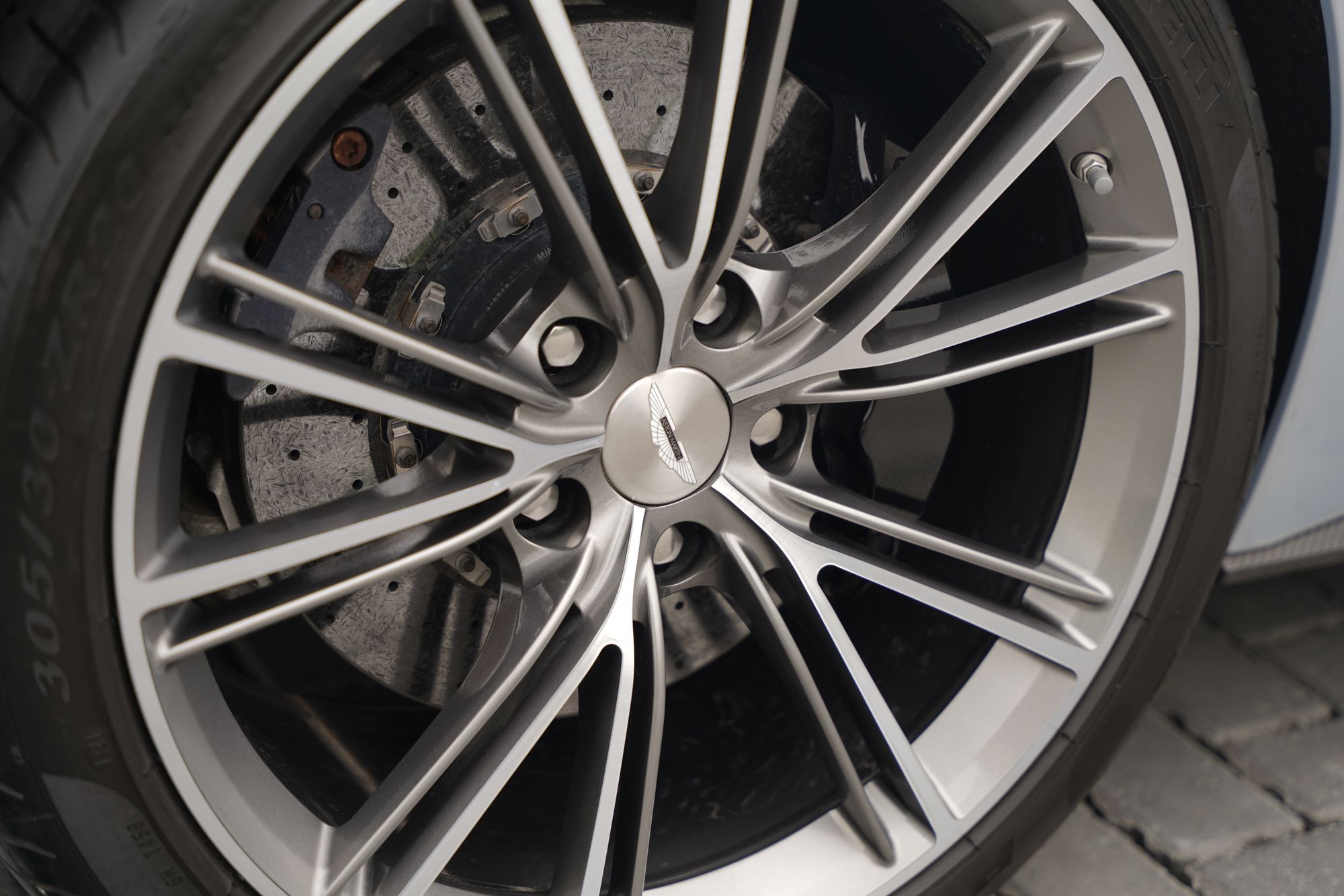 2014 Aston Martin Vanquish Coupe