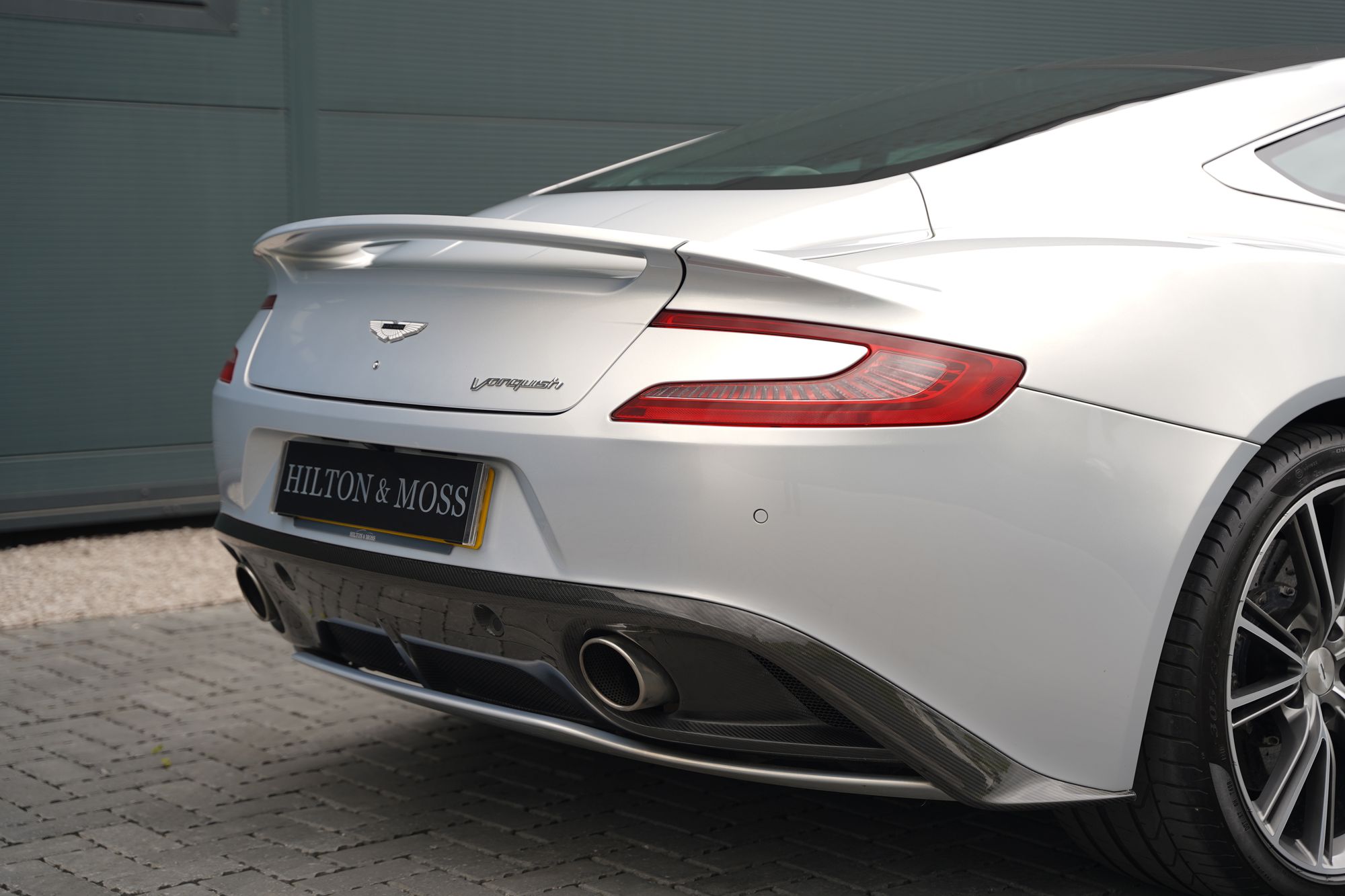2014 Aston Martin Vanquish Coupe