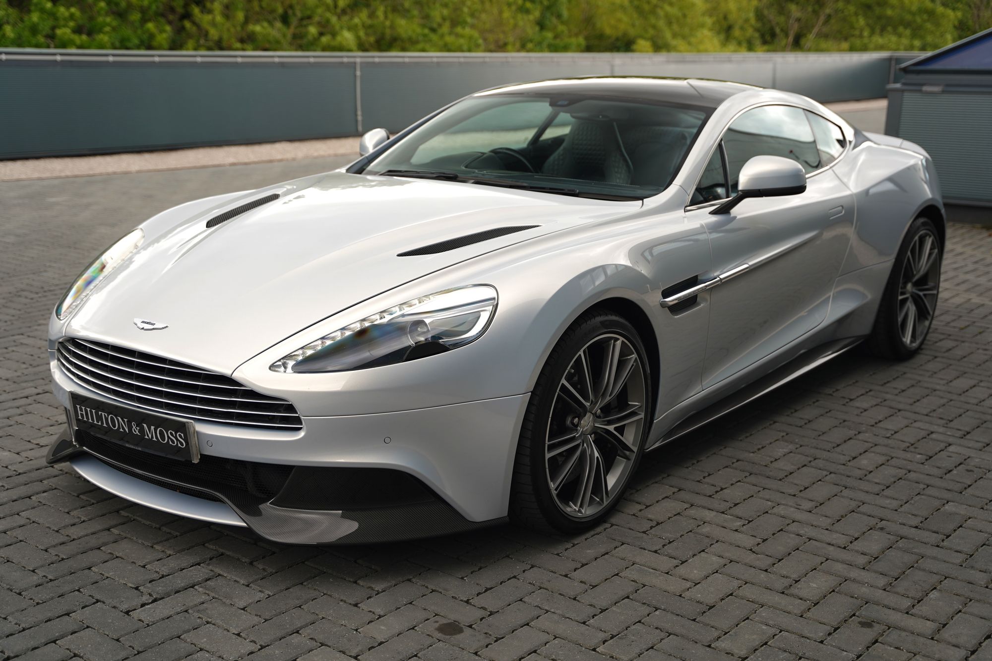 2014 Aston Martin Vanquish Coupe