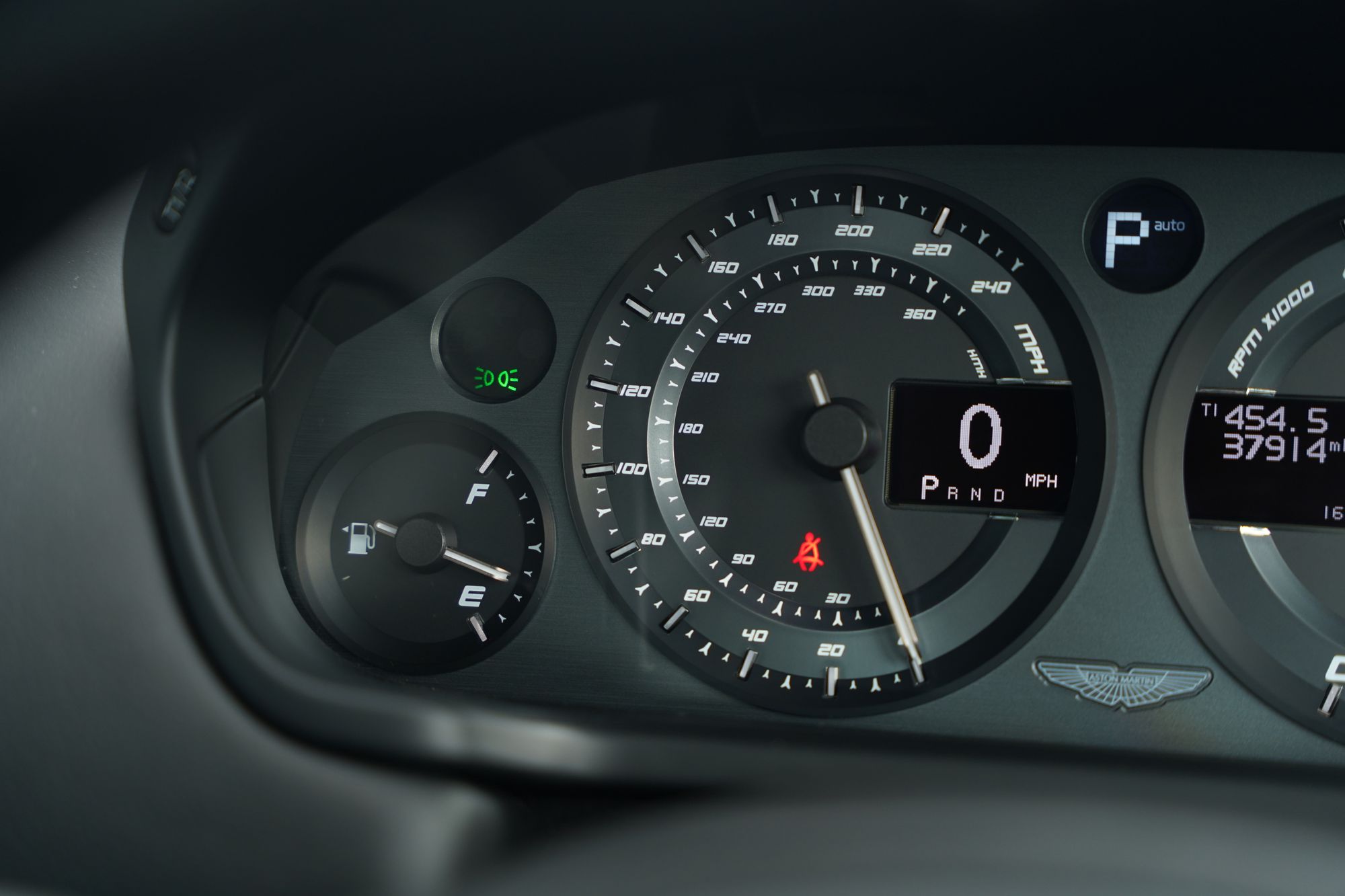 2014 Aston Martin Vanquish Coupe