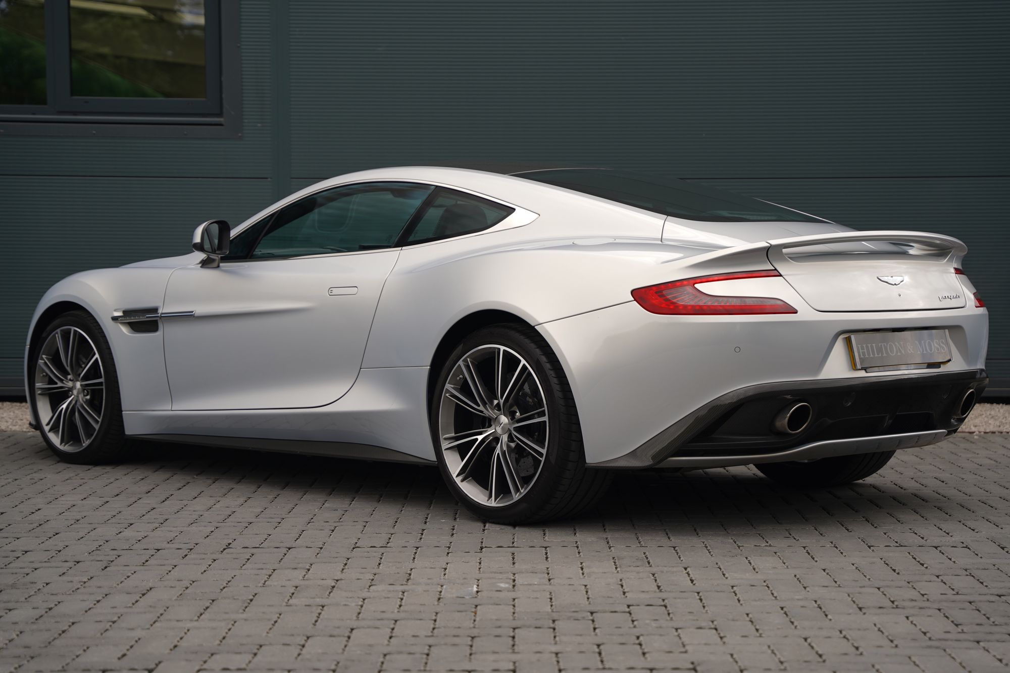2014 Aston Martin Vanquish Coupe