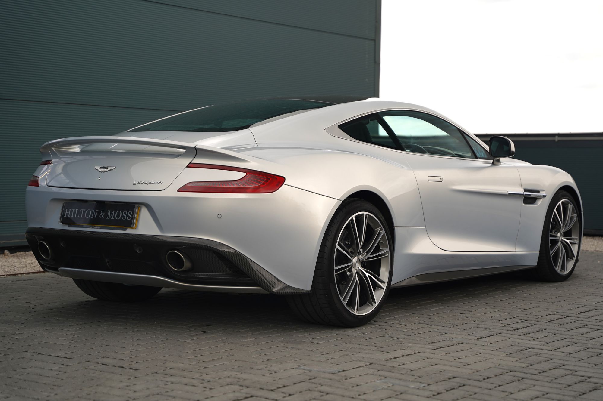 2014 Aston Martin Vanquish Coupe