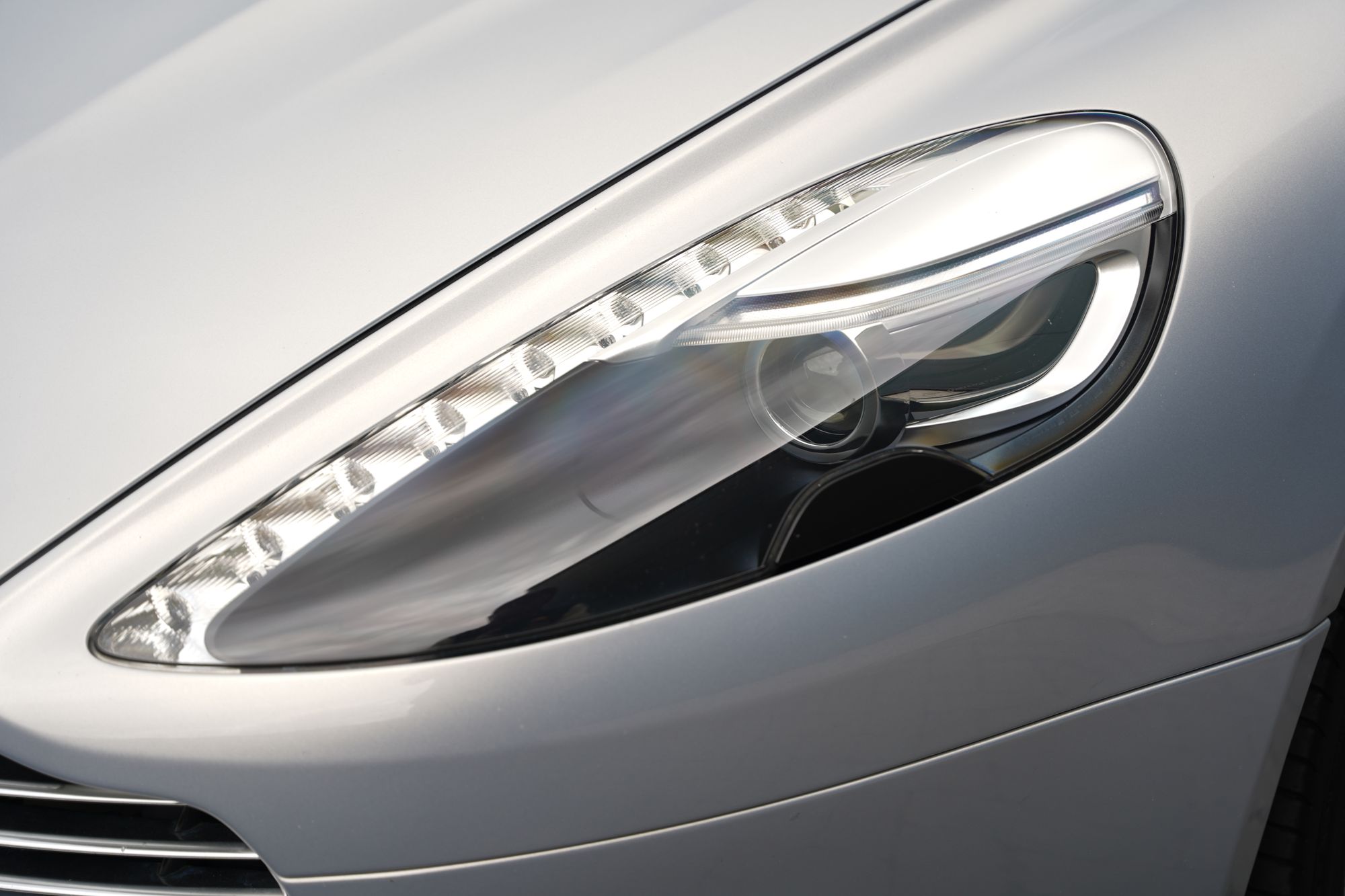 2014 Aston Martin Vanquish Coupe