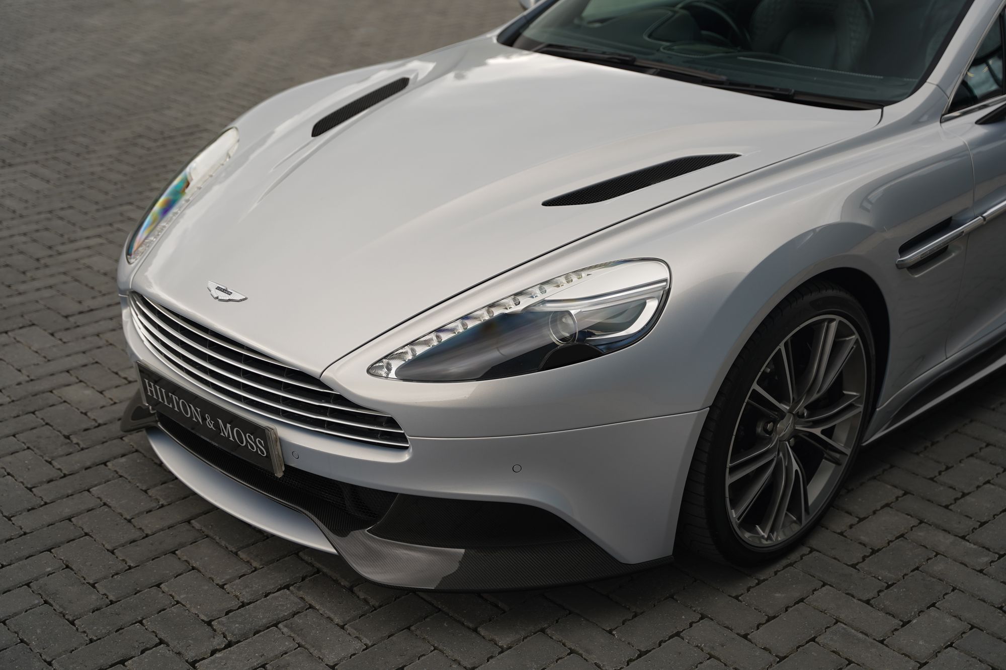 2014 Aston Martin Vanquish Coupe