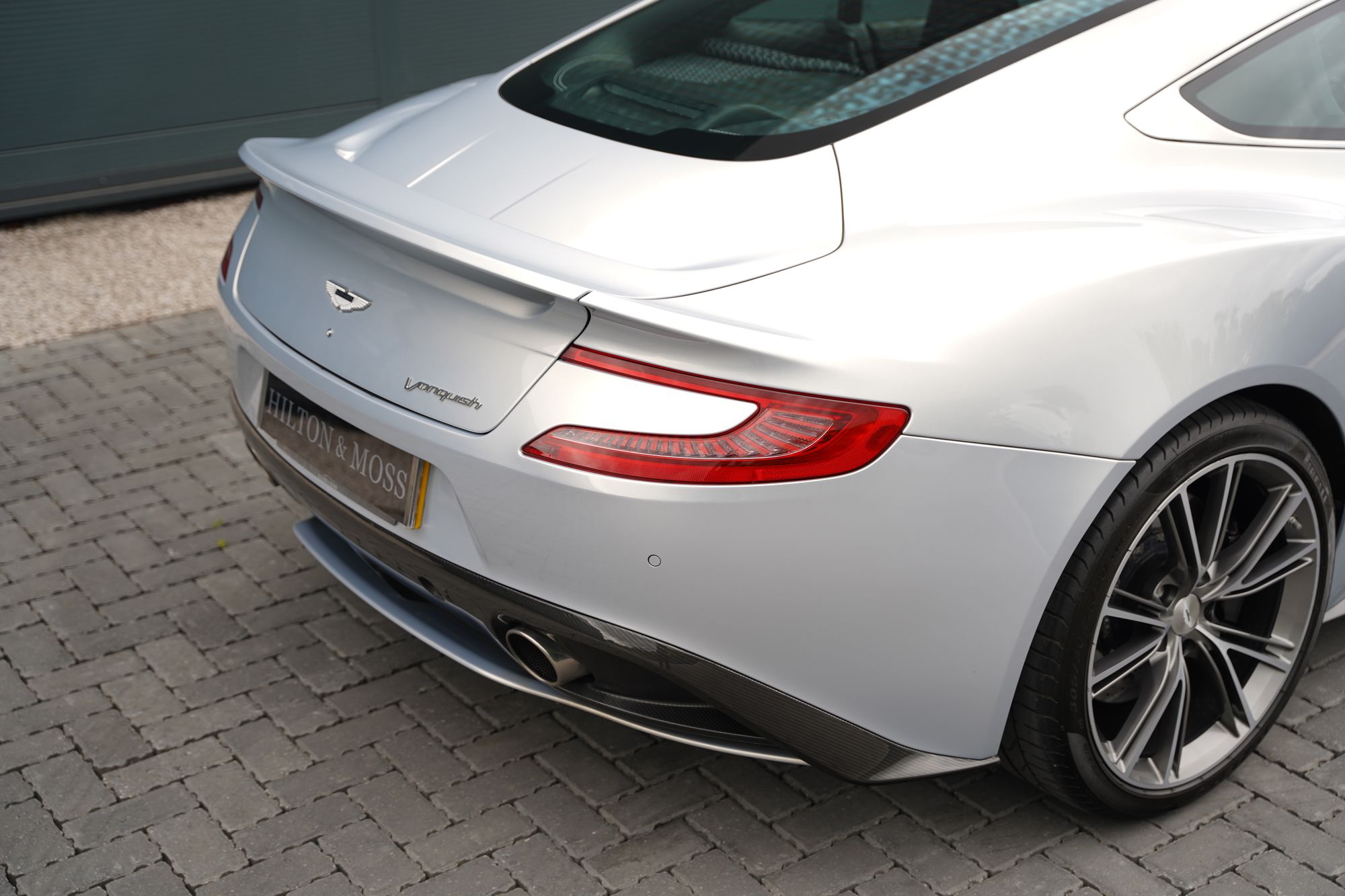 2014 Aston Martin Vanquish Coupe