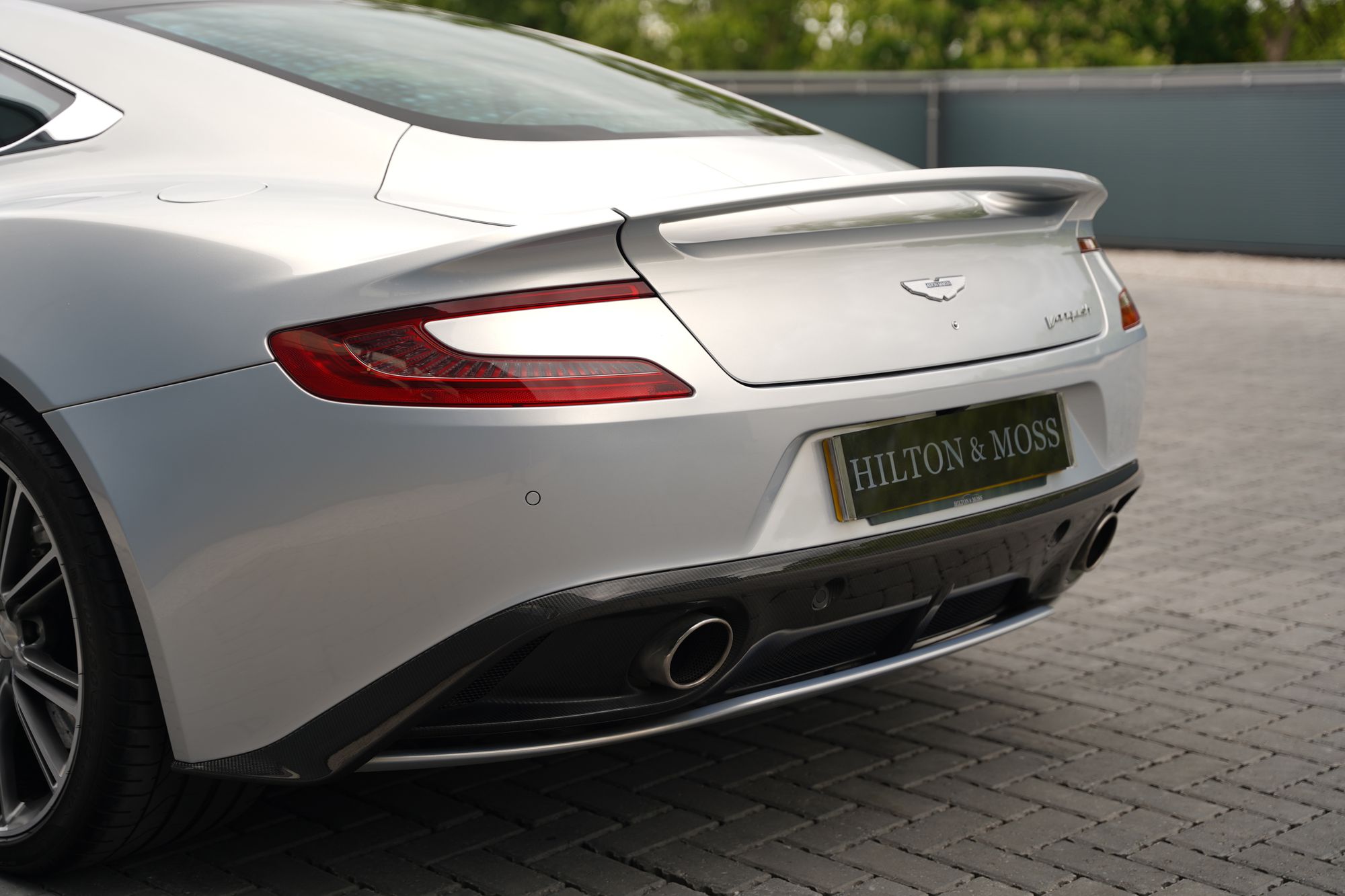 2014 Aston Martin Vanquish Coupe