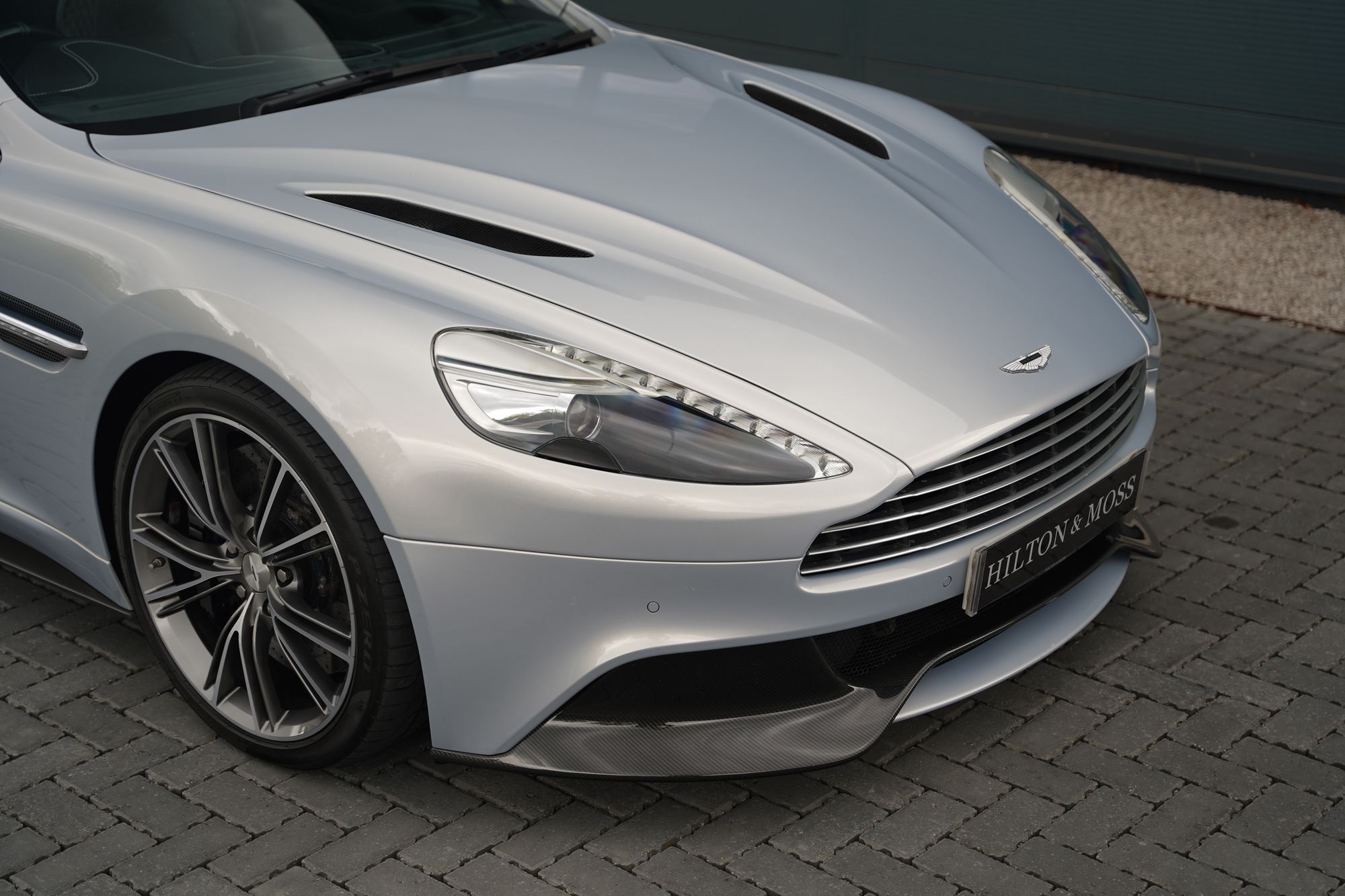 2014 Aston Martin Vanquish Coupe