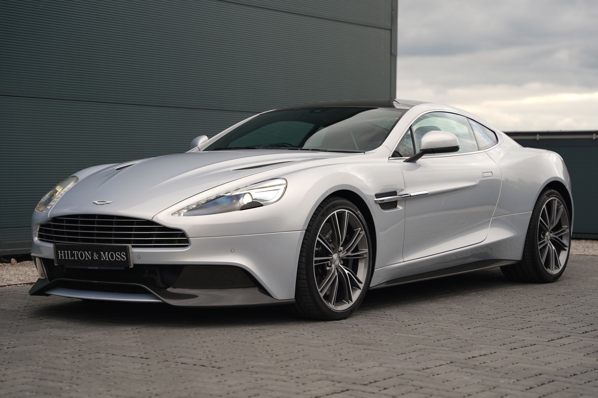2014 Aston Martin Vanquish Coupe