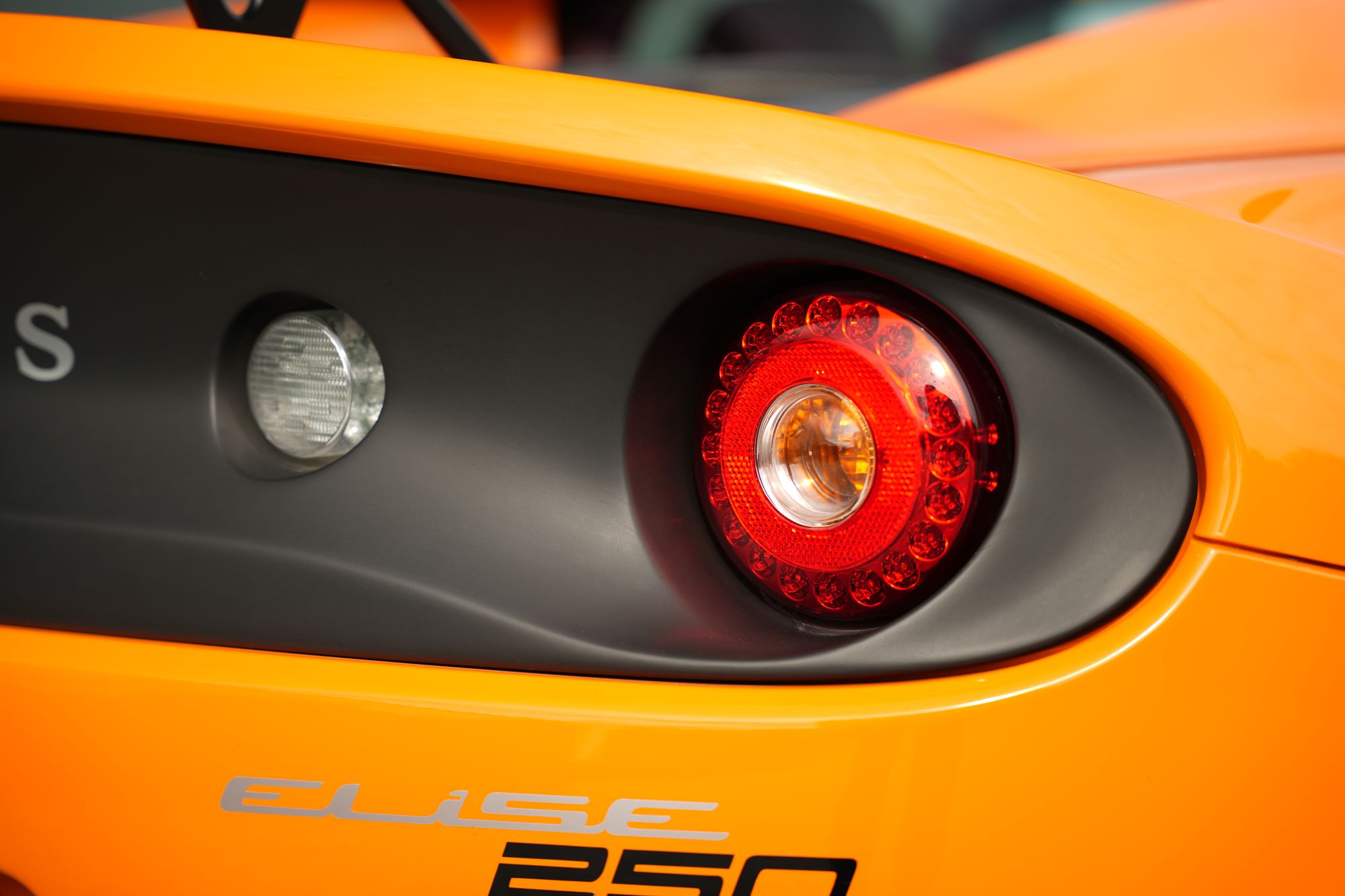 2021 Lotus Elise CUP 250