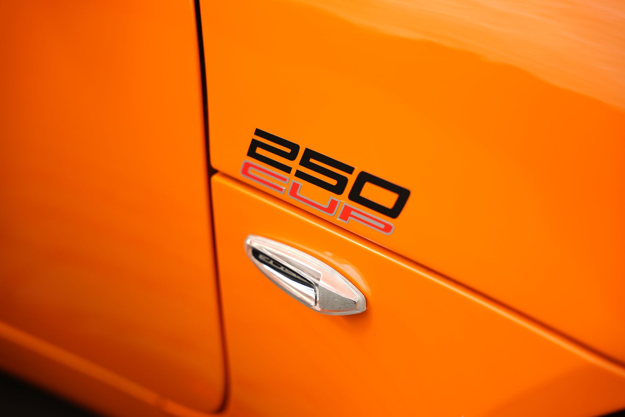 2021 Lotus Elise CUP 250