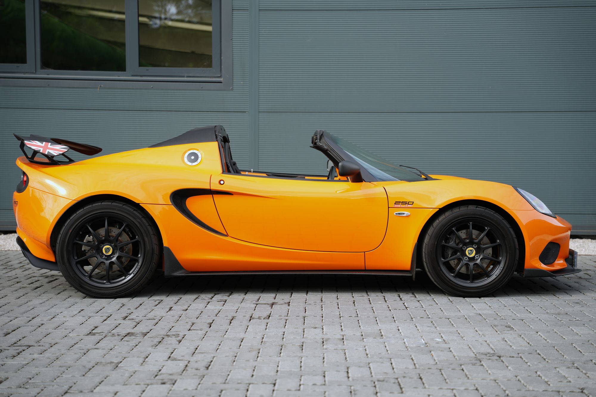 2021 Lotus Elise CUP 250